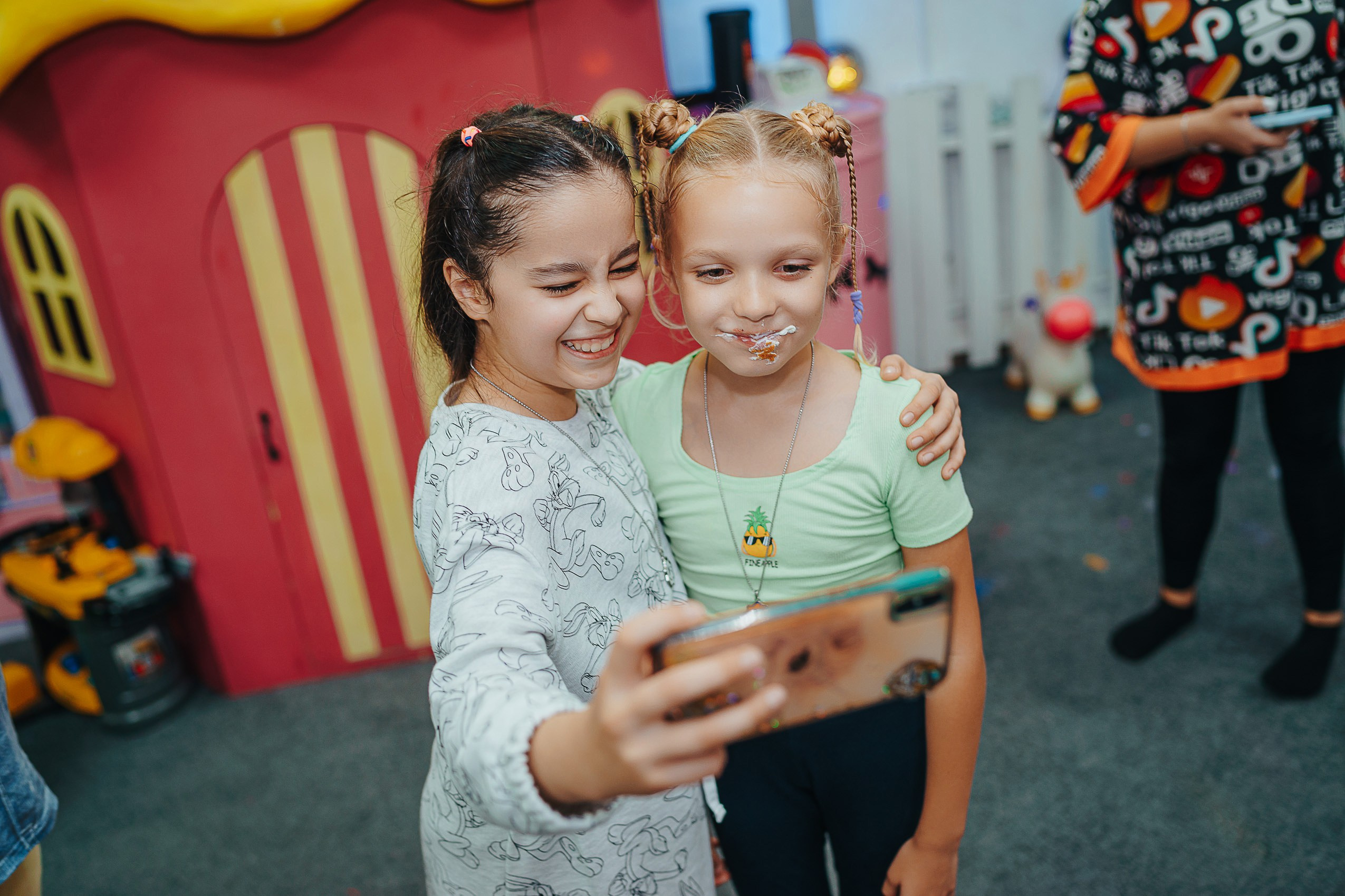 Сказка-холл. Репортажный (Event) фотограф в Барнауле | Даниил Маркин | Качество и вайб