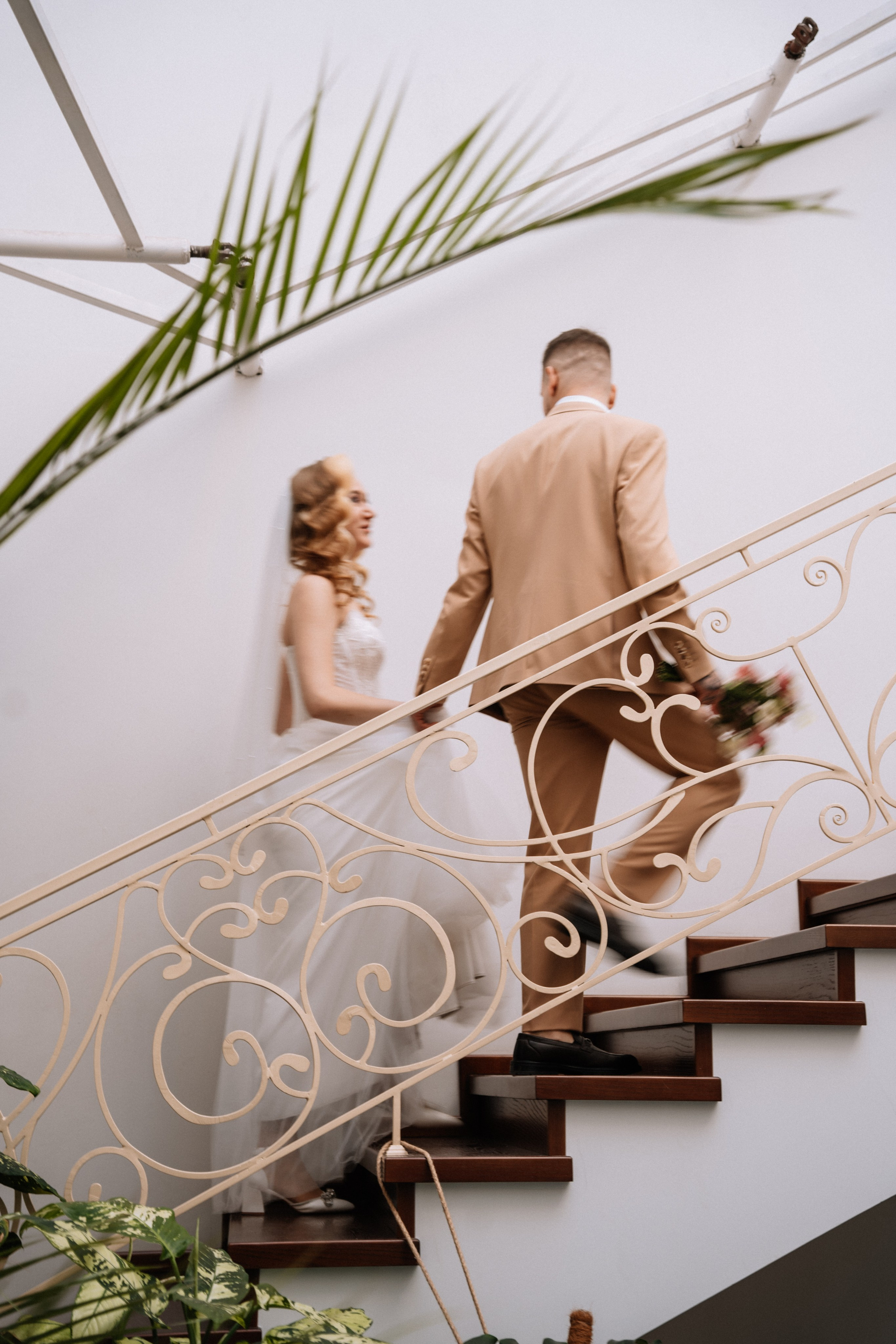 Альбина и Всеволод — Дом на горе. Репортажный (Event) фотограф в Барнауле | Даниил Маркин | Качество и вайб