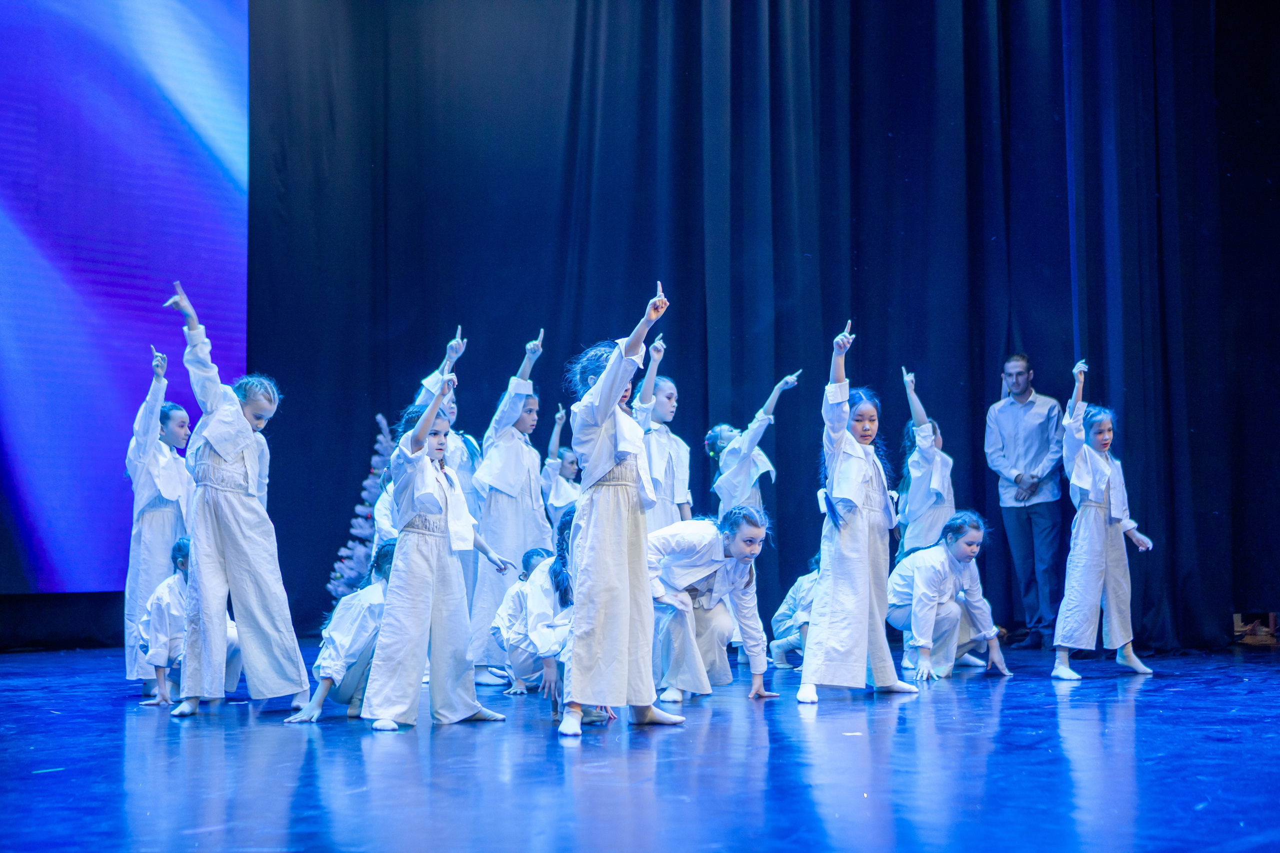 Концерт детской танцевальной школы. Репортажный, семейный, свадебный, портретный фотограф