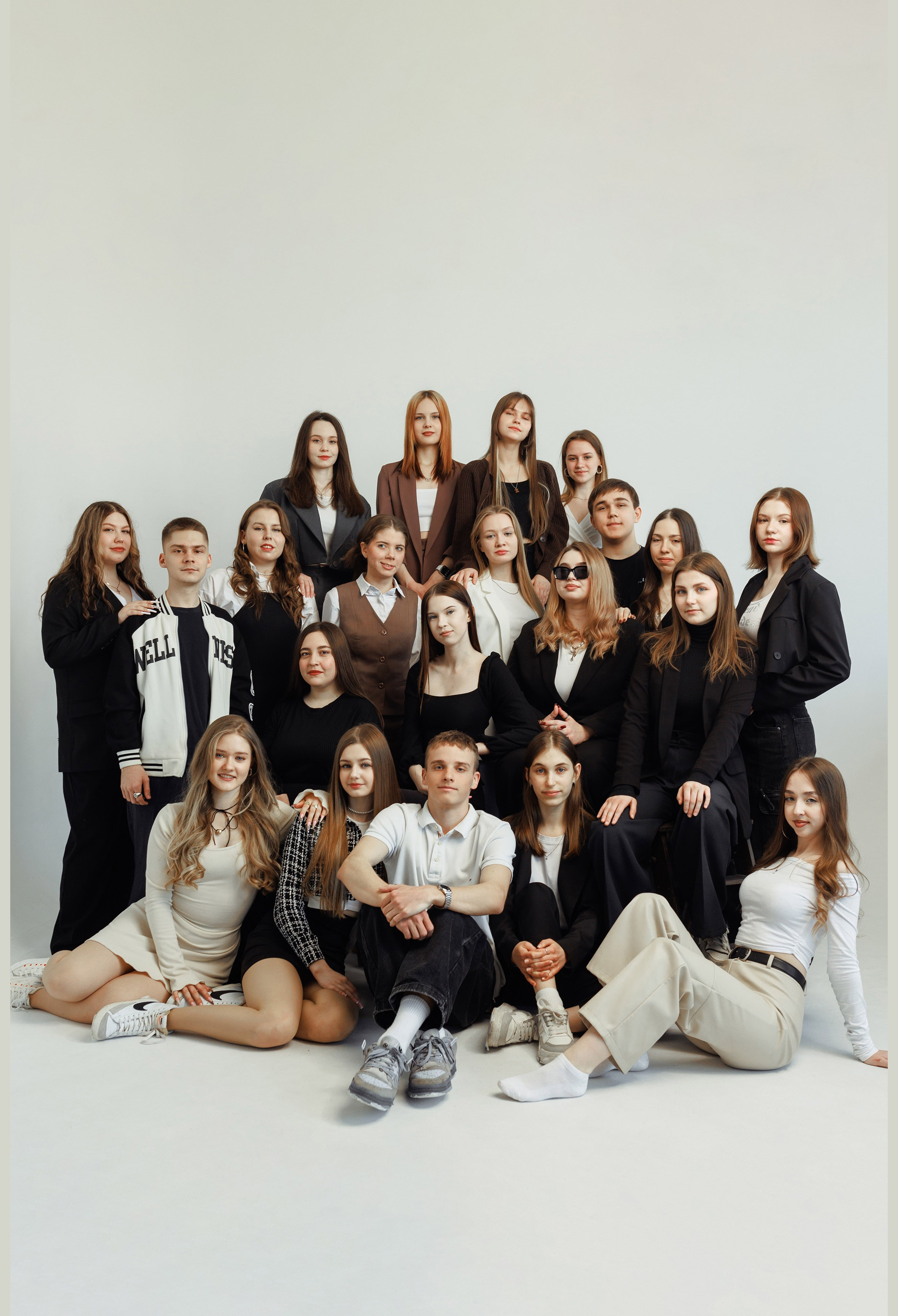 Фотостудия барнаул. Издательство выпускных альбомов МЕЛ в Барнауле