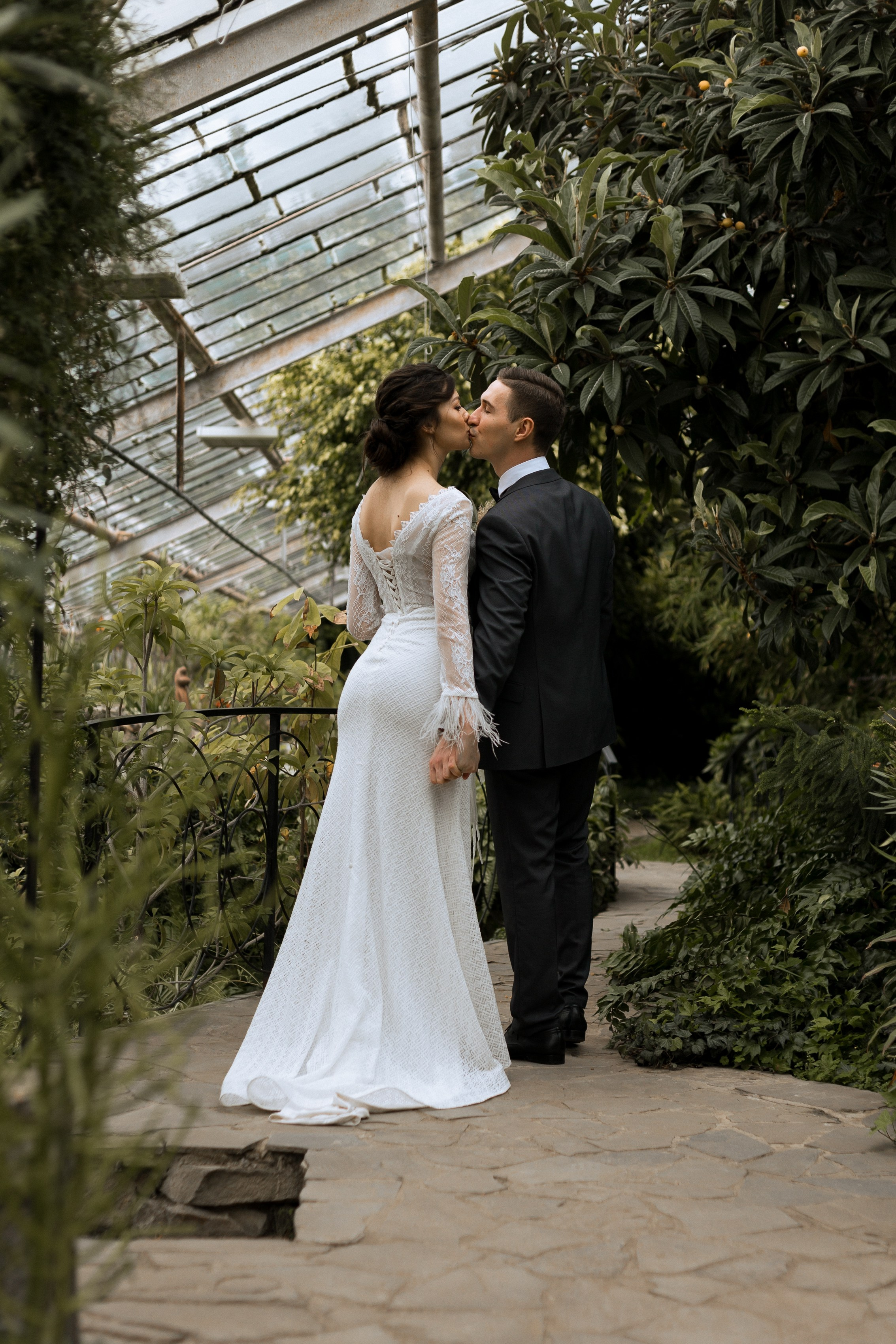 Свадебная фотосессия в оранжерее. Свадебный и семейный фотограф в Волгограде Кристина Иванова