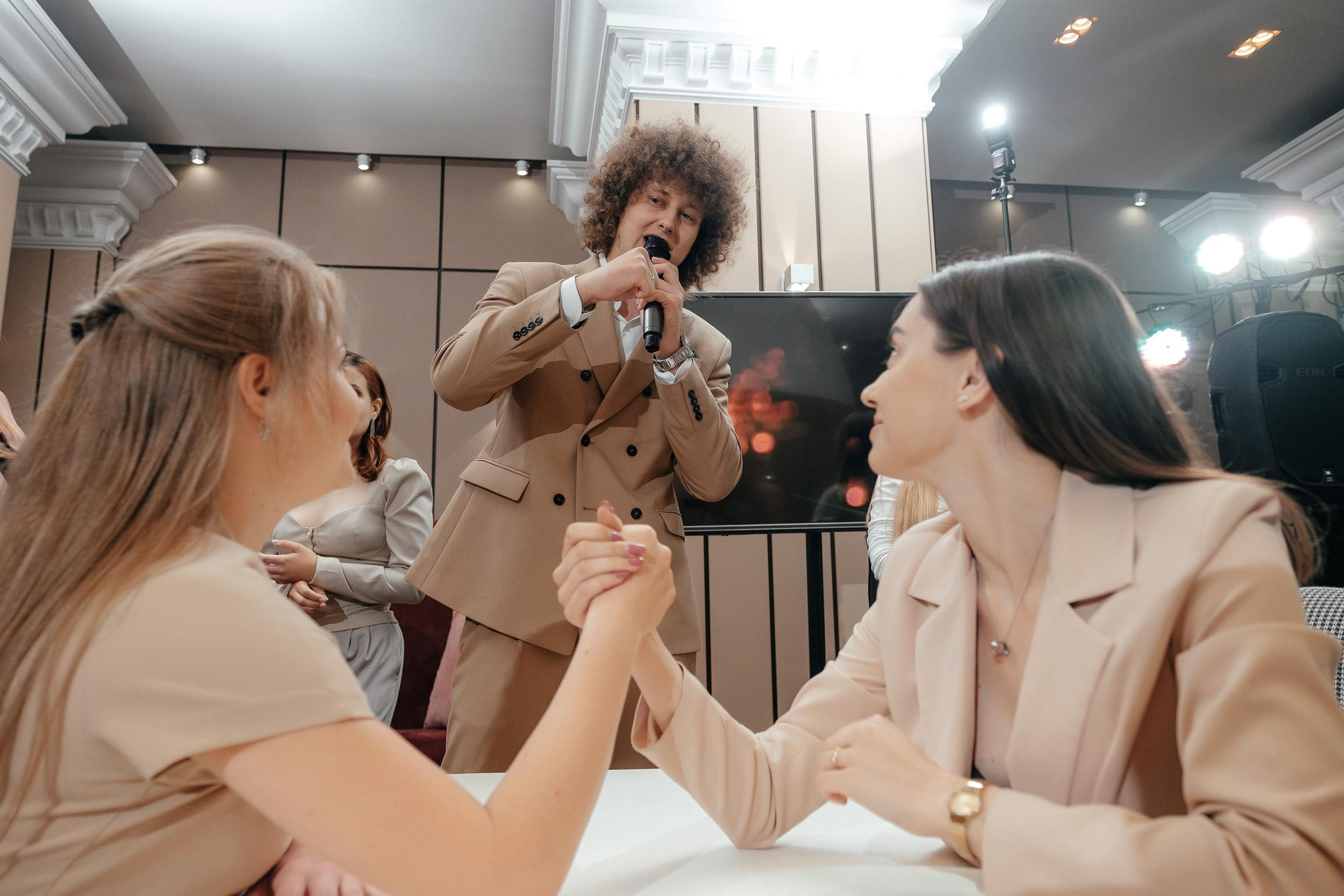 Денис и Кристина. Фотограф для бизнеса Константин Брусницын в Екатеринбурге