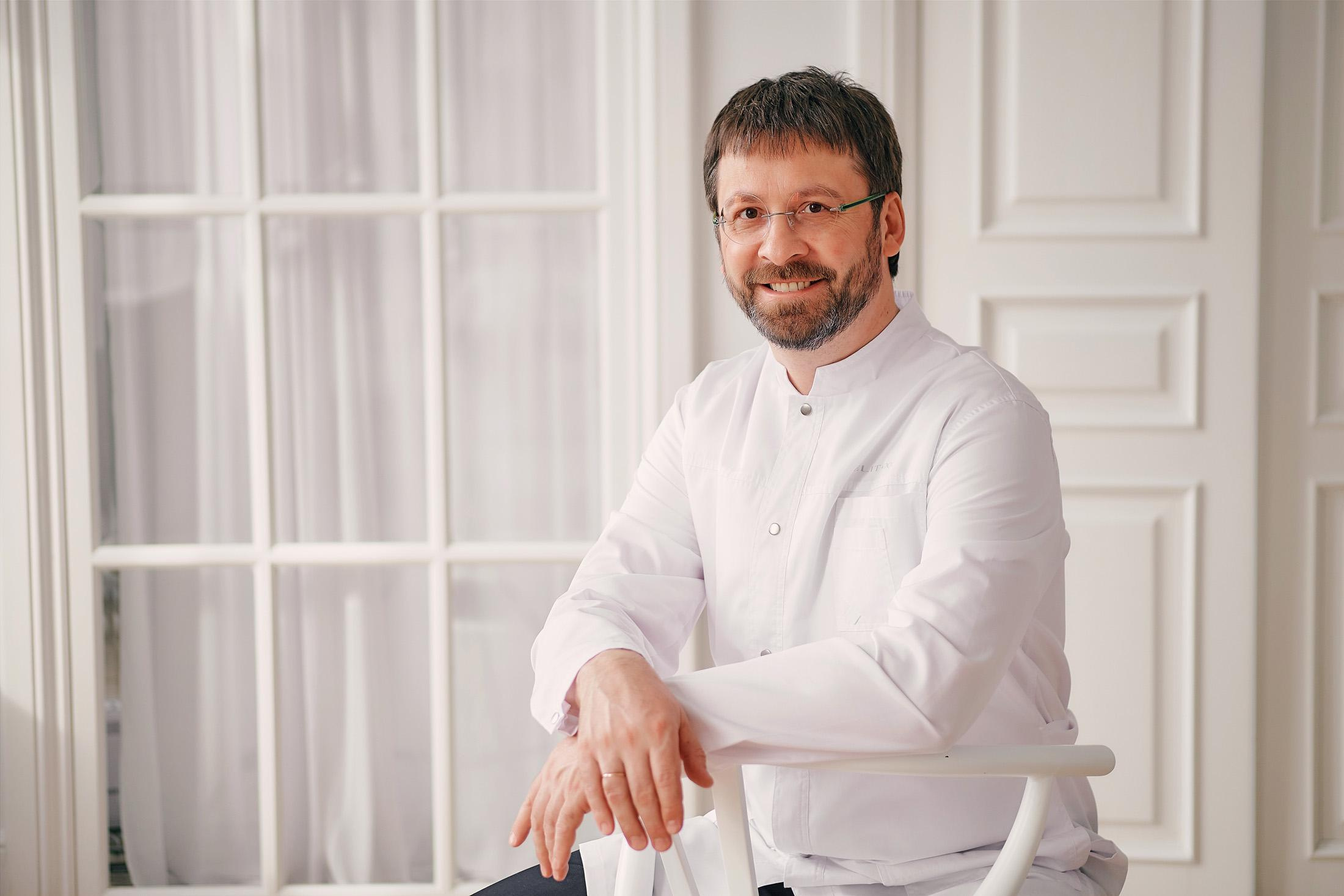 Врач-сексолог Андрей Булах. Фотограф для бизнеса Константин Брусницын в Екатеринбурге