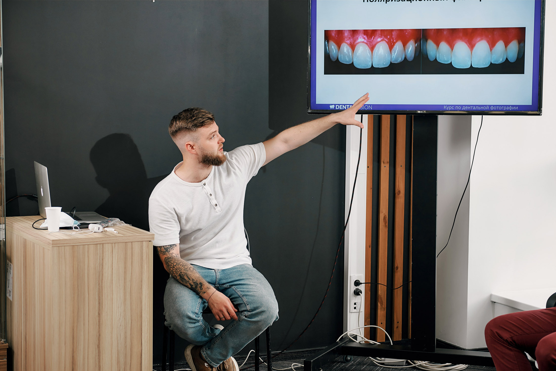Мастер-класс по дентальной фотографии. Фотограф для бизнеса Константин Брусницын в Екатеринбурге