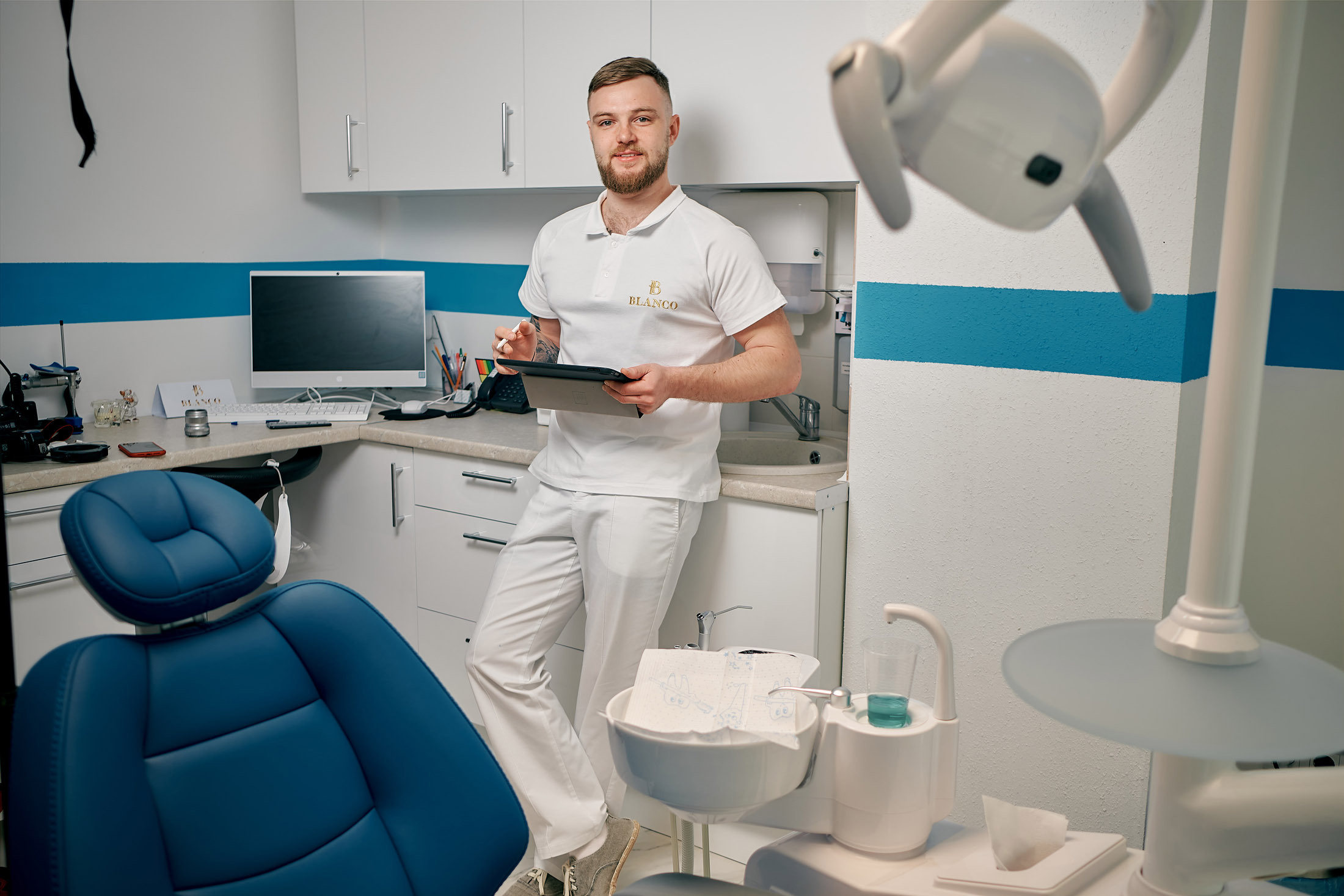 Врач-ортопед Зуев Богдан. Фотограф для бизнеса Константин Брусницын в Екатеринбурге