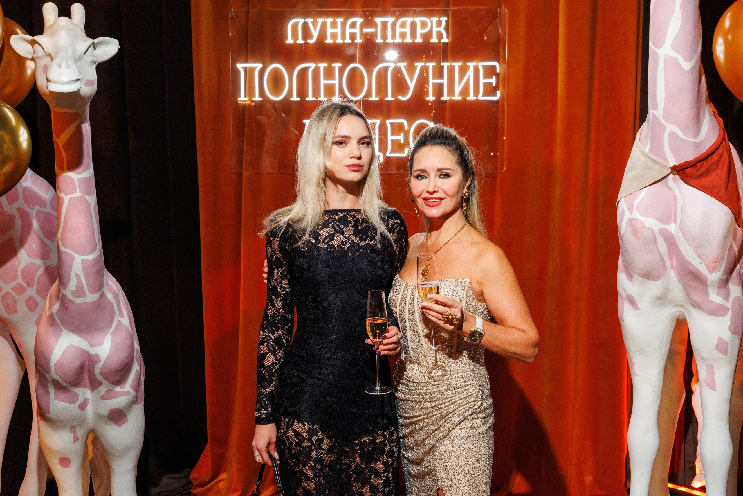 Новогодний корпоратив Сбер Луна-парк. Профессиональный репортажный фотограф