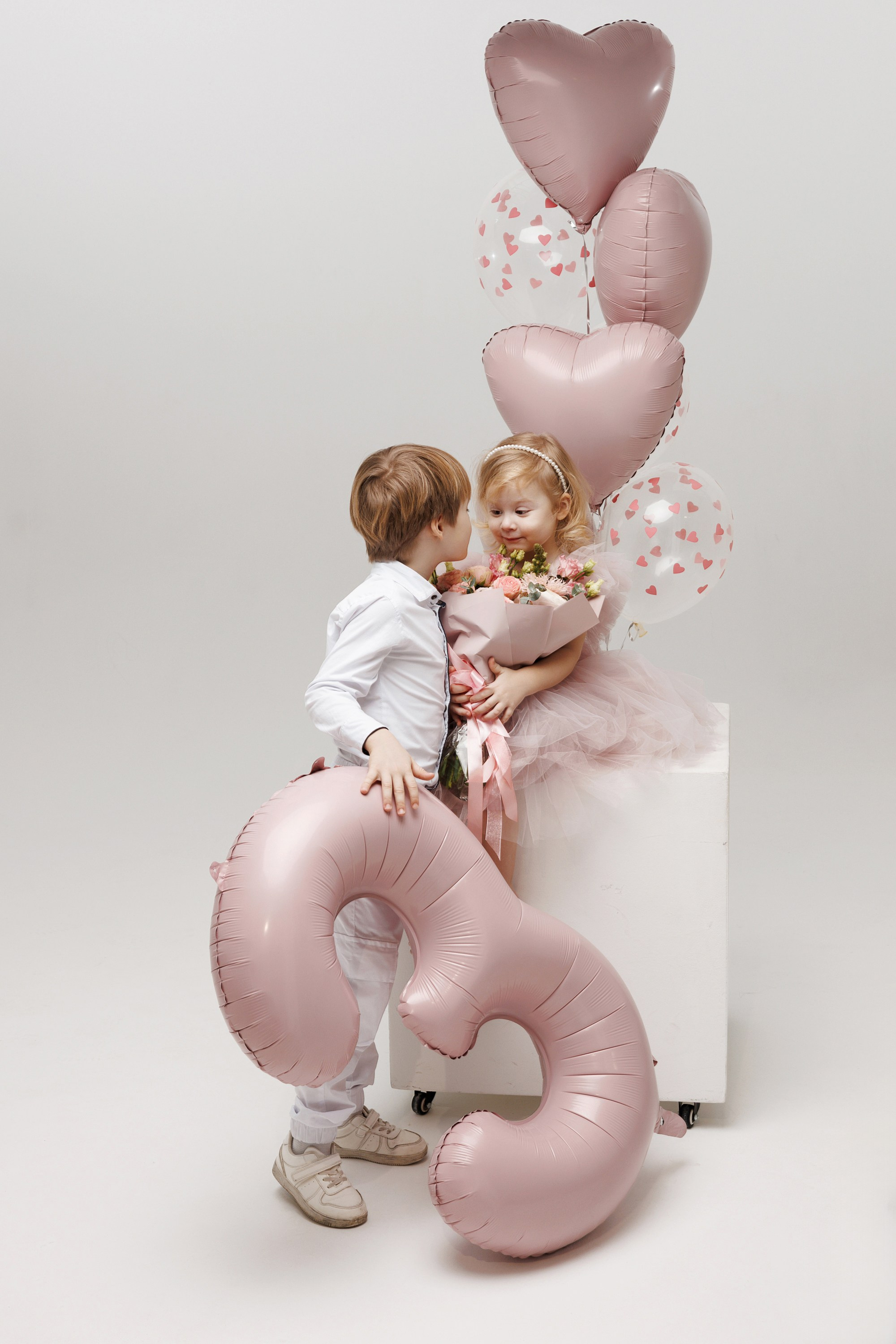 Съемка Дня Рождения Алисы в фотостудии CROSS-STUDIO зал IDEAL. Свадебный и семейный фотограф в Москве и МО Елена Агапова