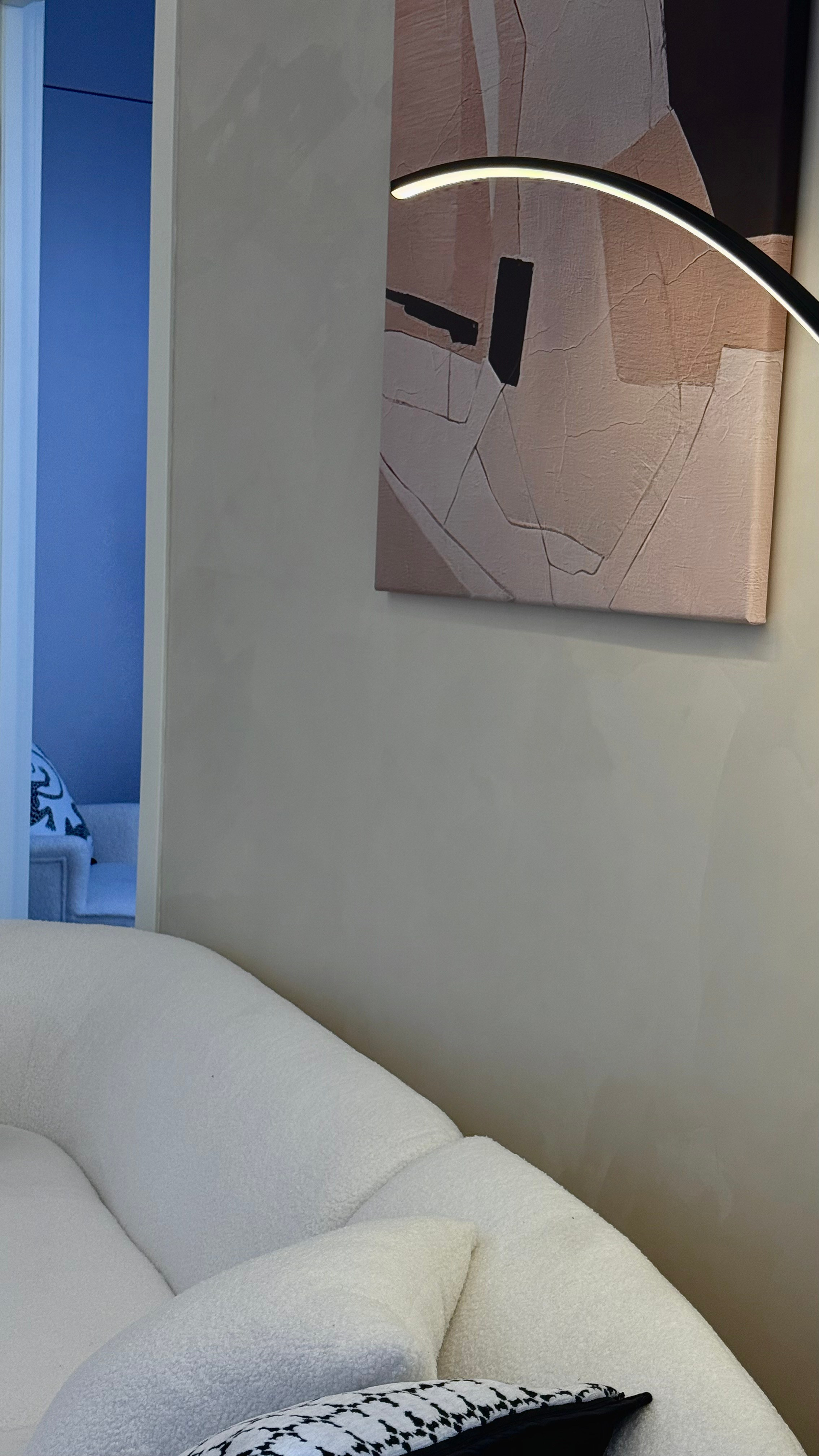 ЖК ID Park Pobedy. Квартира на сачу в долгосрочную аренду уровня комфорт плюс. Дизайн-студия интерьеров Юлии Ивановой