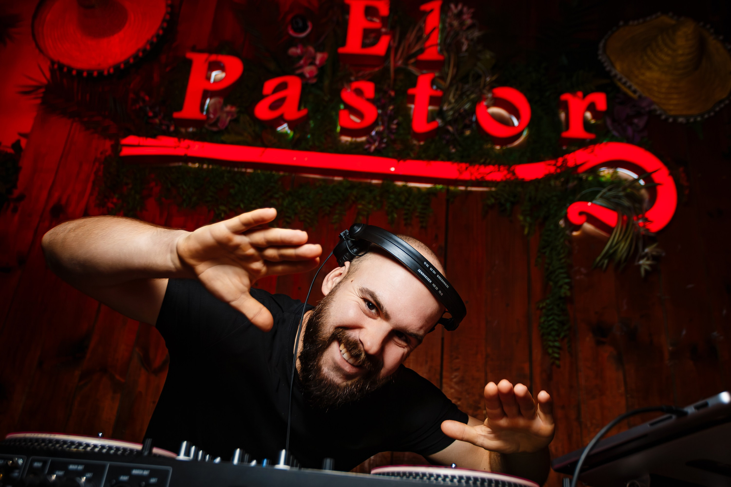 Dj Nikitich & Mc Grek_El Pastor_Симферополь_29.11.2024. Аминов Руслан | Фотограф