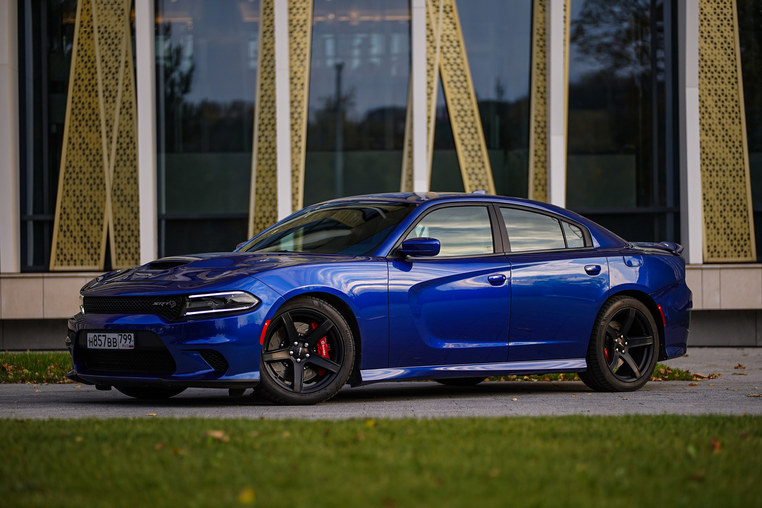 Dodge Charger Hellcat. Автомобильный фотограф Шакая Кирилл