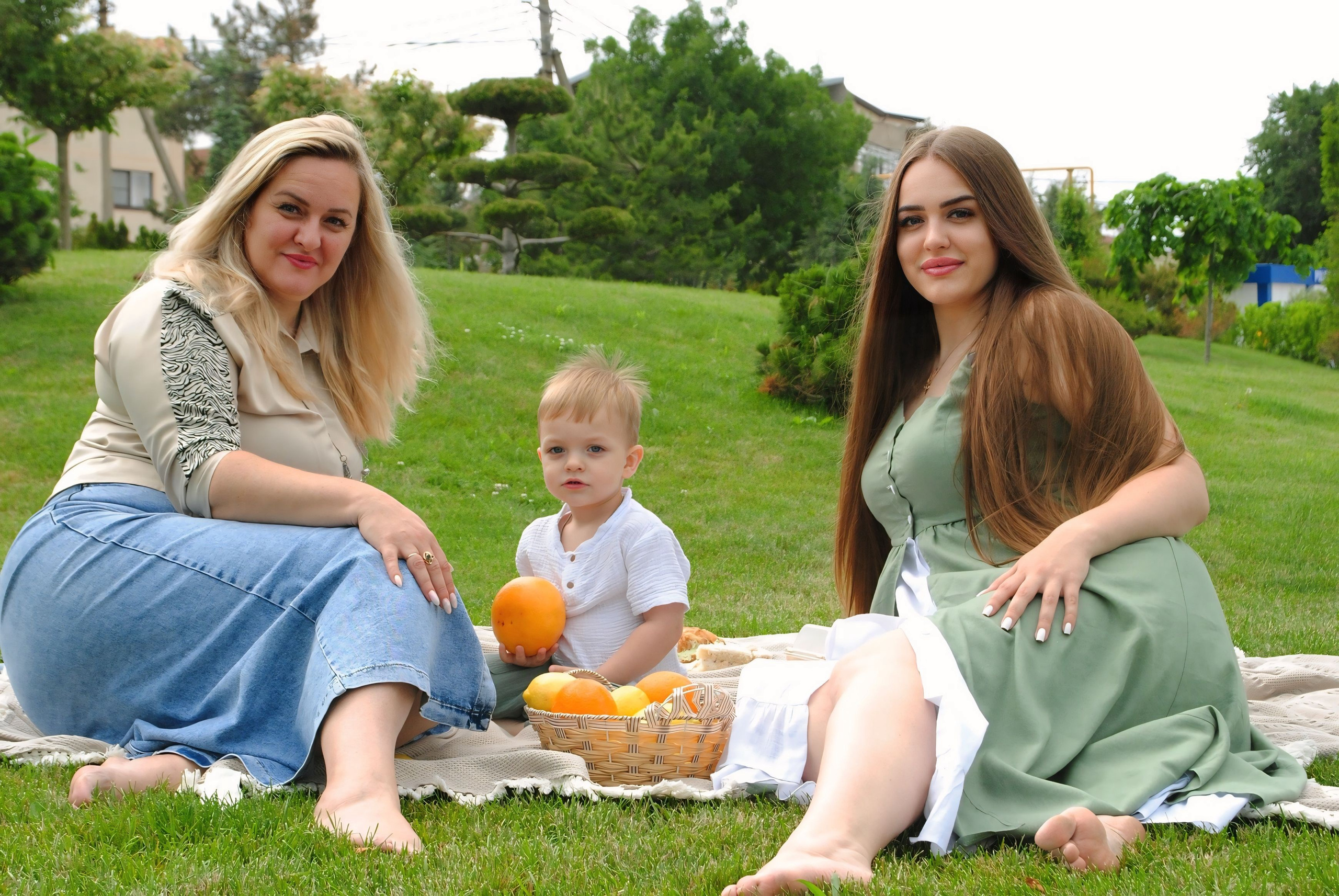 Настя и семья. Фотограф Мария Мусаелян