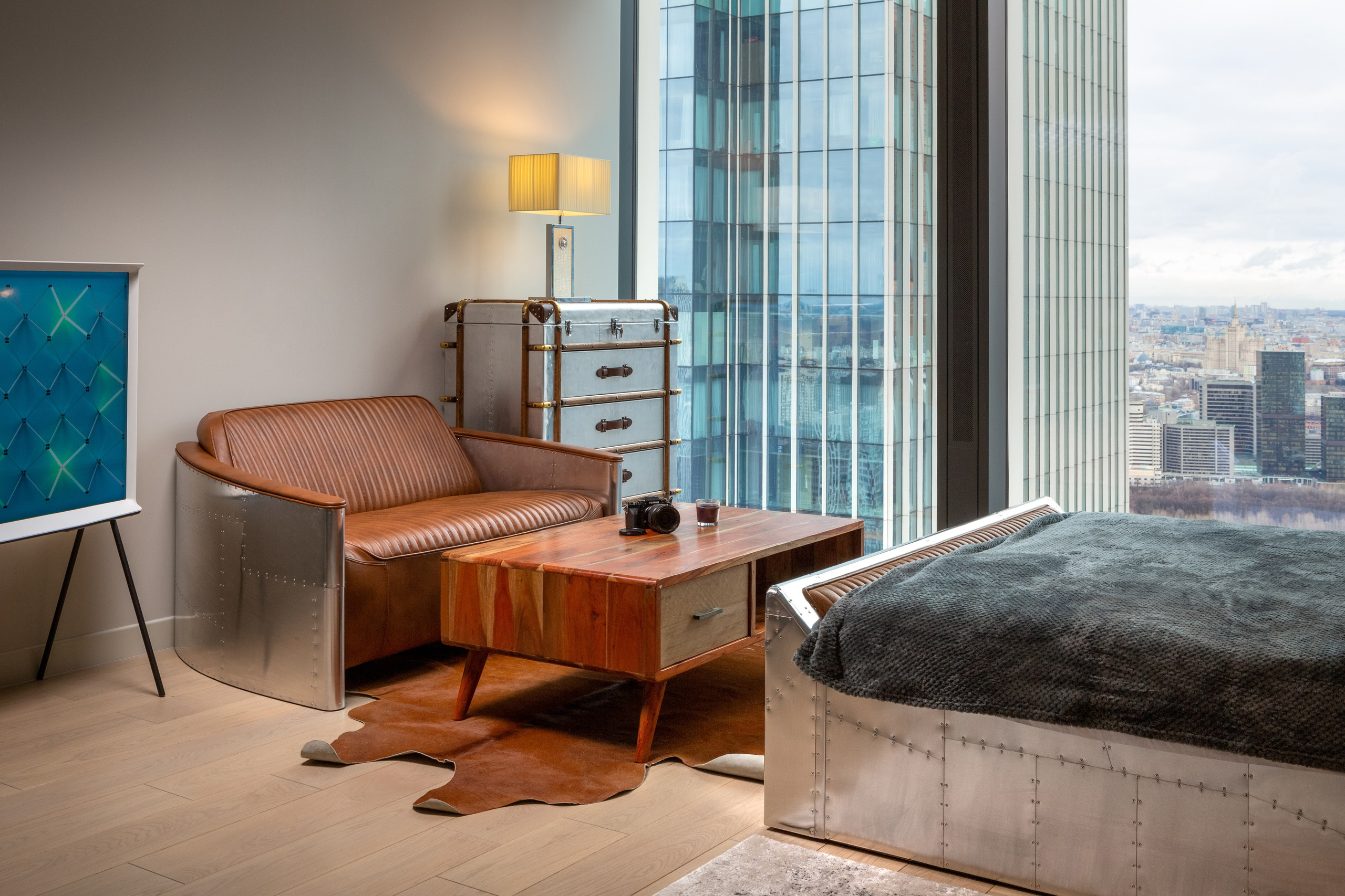 Контакты. Рекламный, предметный, репортажный, семейный фотограф и художник в Москве