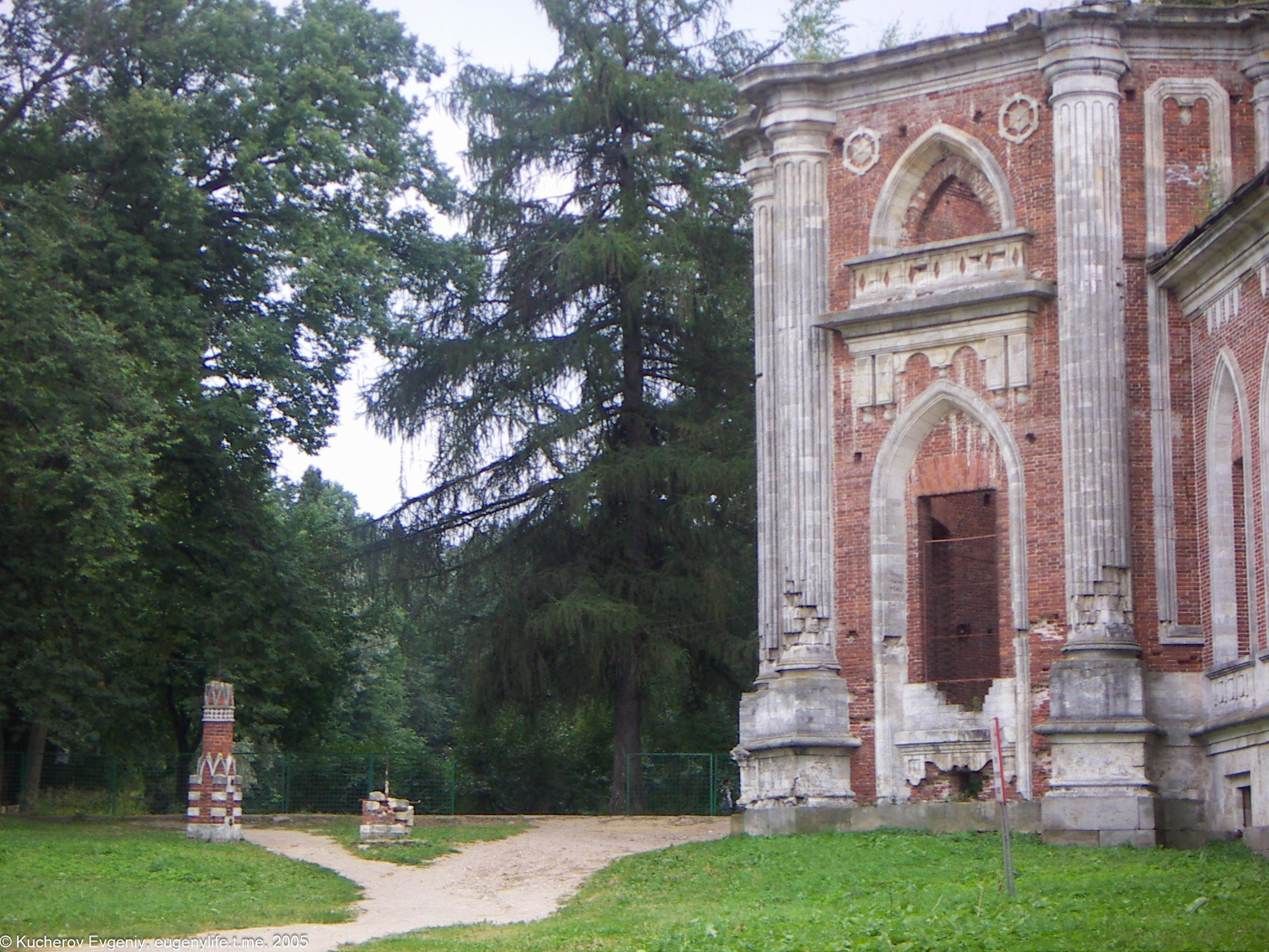 Август 2005. Царицыно. Кучеров Евгений. Фотограф