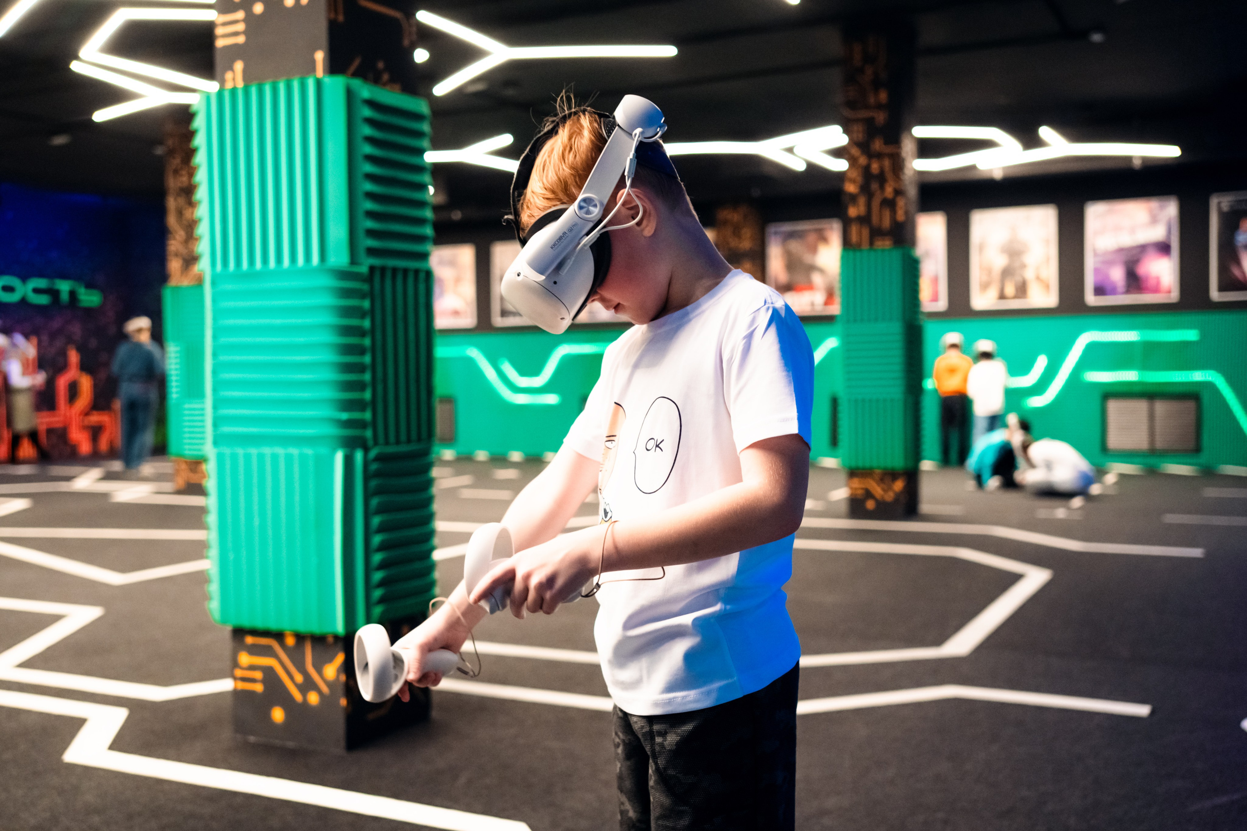 VR (November-December 2024). Felixtones