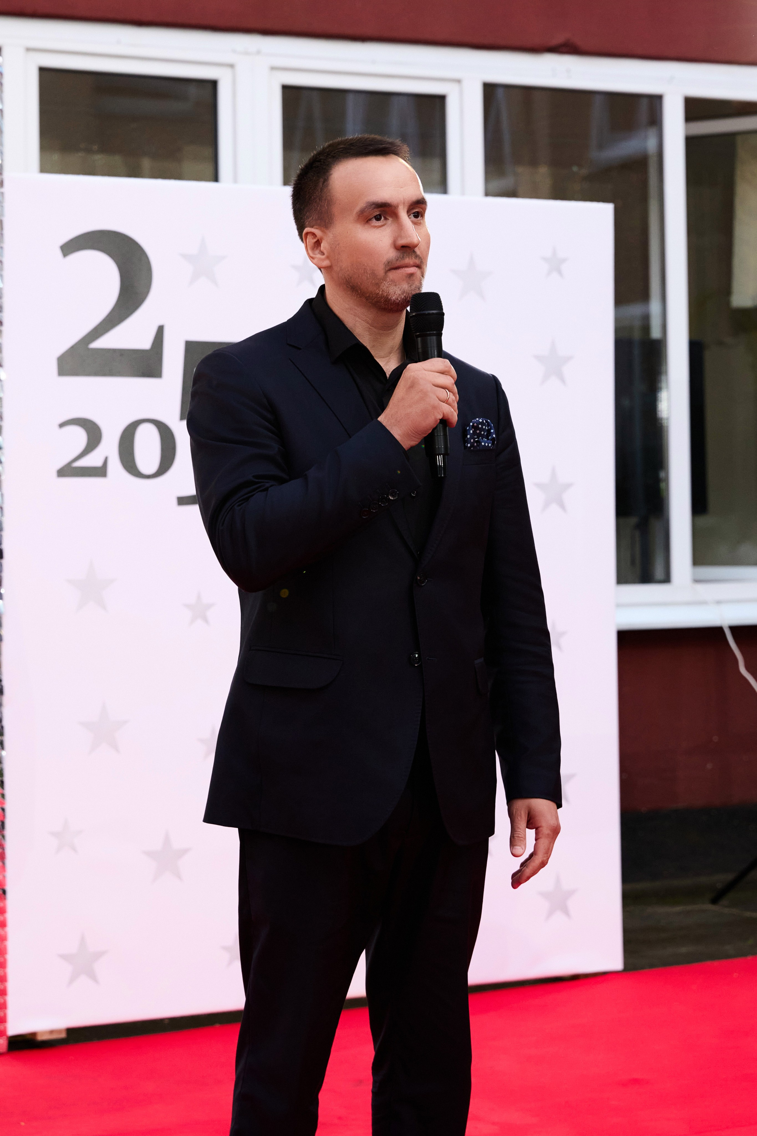 Выпускной 11 класс. Свадебная, репортажная фотосъемка и видеосъемка в Минске. Илья и Юлия Ширмановы. Фотограф | Видеограф | Минск