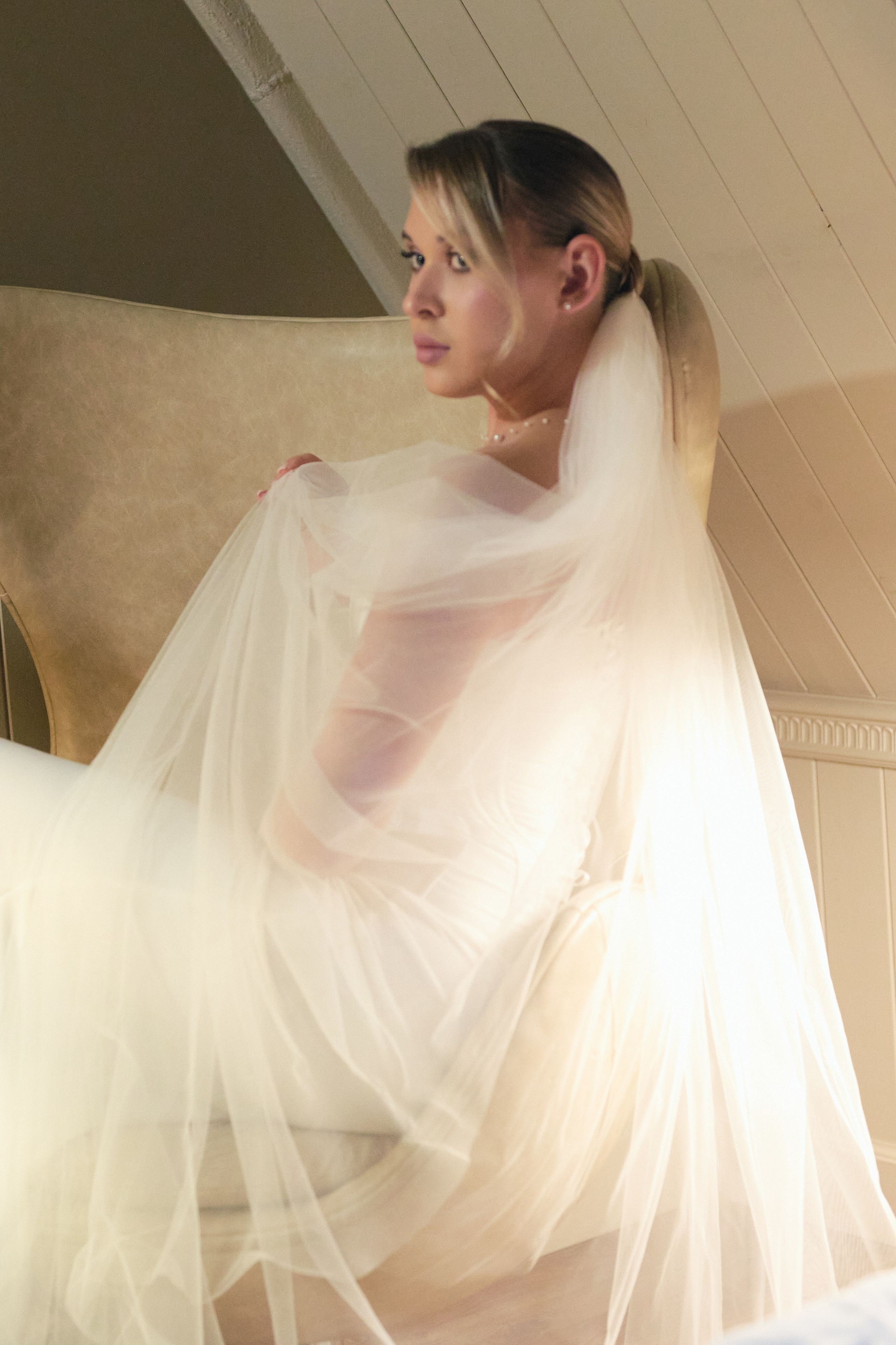 Анита (Невеста в отеле)