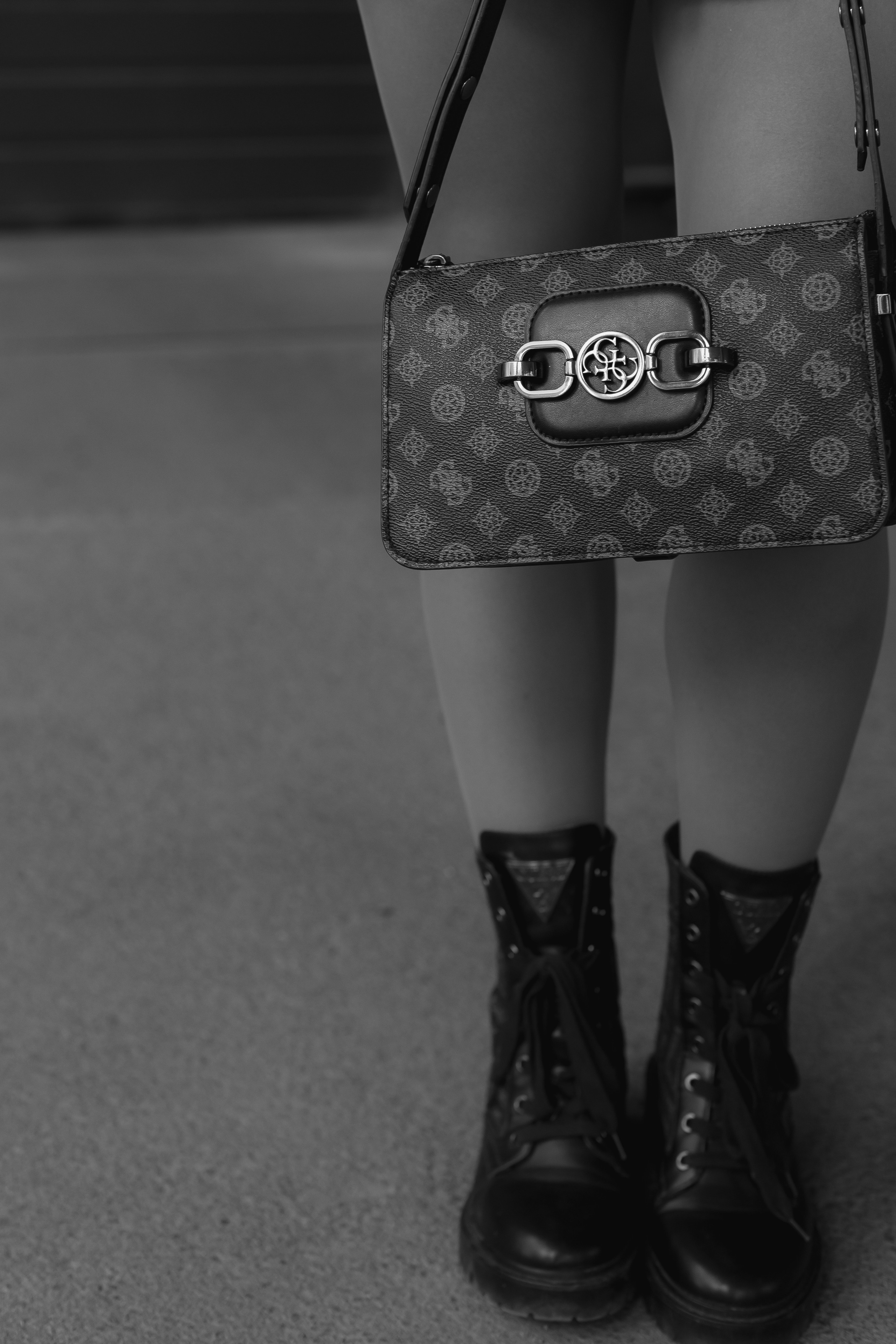 Фотосессия на парковке. СВАДЕБНЫЙ ФОТОГРАФ ЧЕЛЯБИНСК