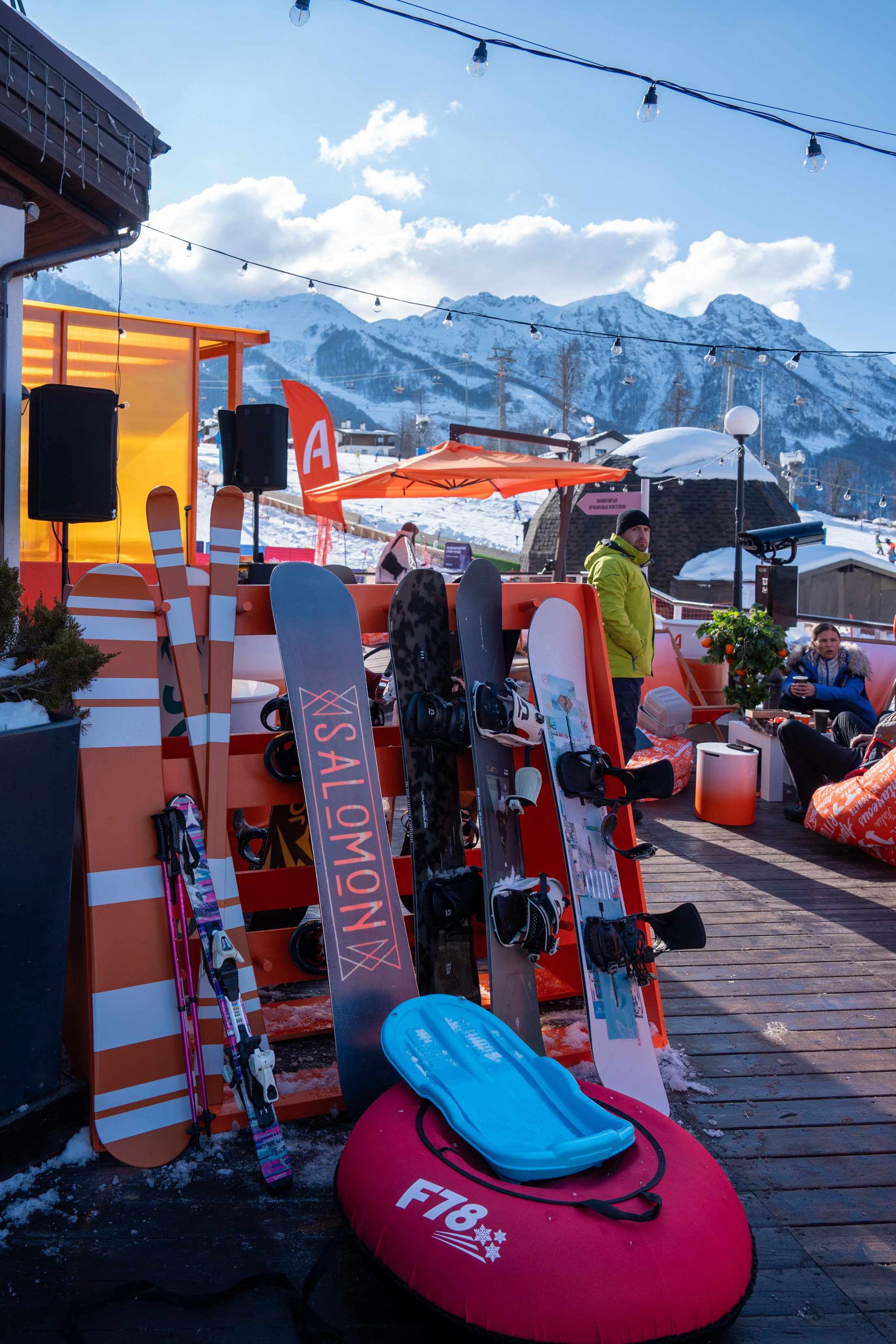 Фотоотчет партнерской интеграции Aperol Spritz на Роза Фест 2025. Репортажный фотограф в Красной Поляне и Сочи Павлюченко Екатерина