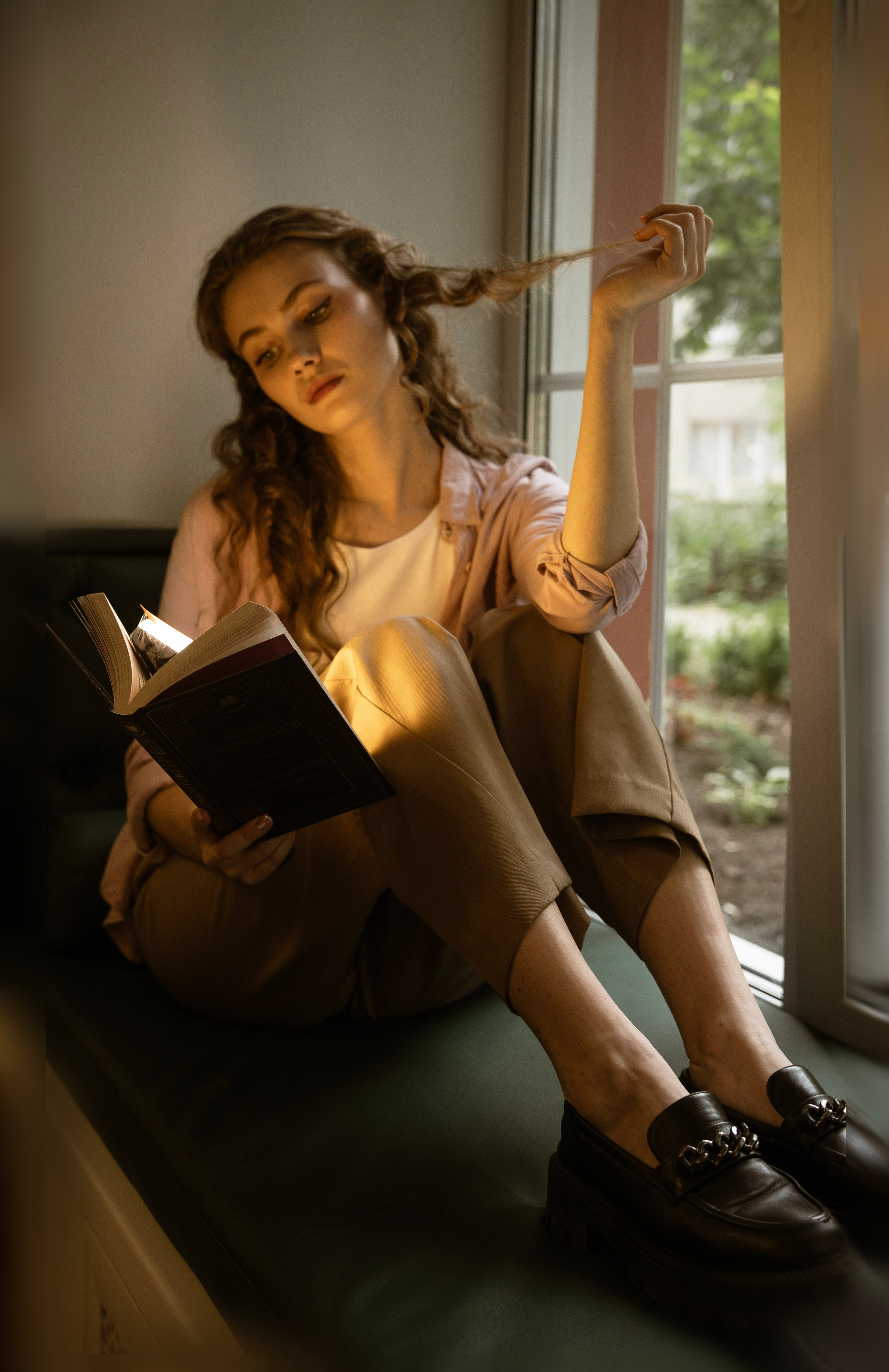 В библиотеке. Семейный фотограф в Омске Александра Яровикова