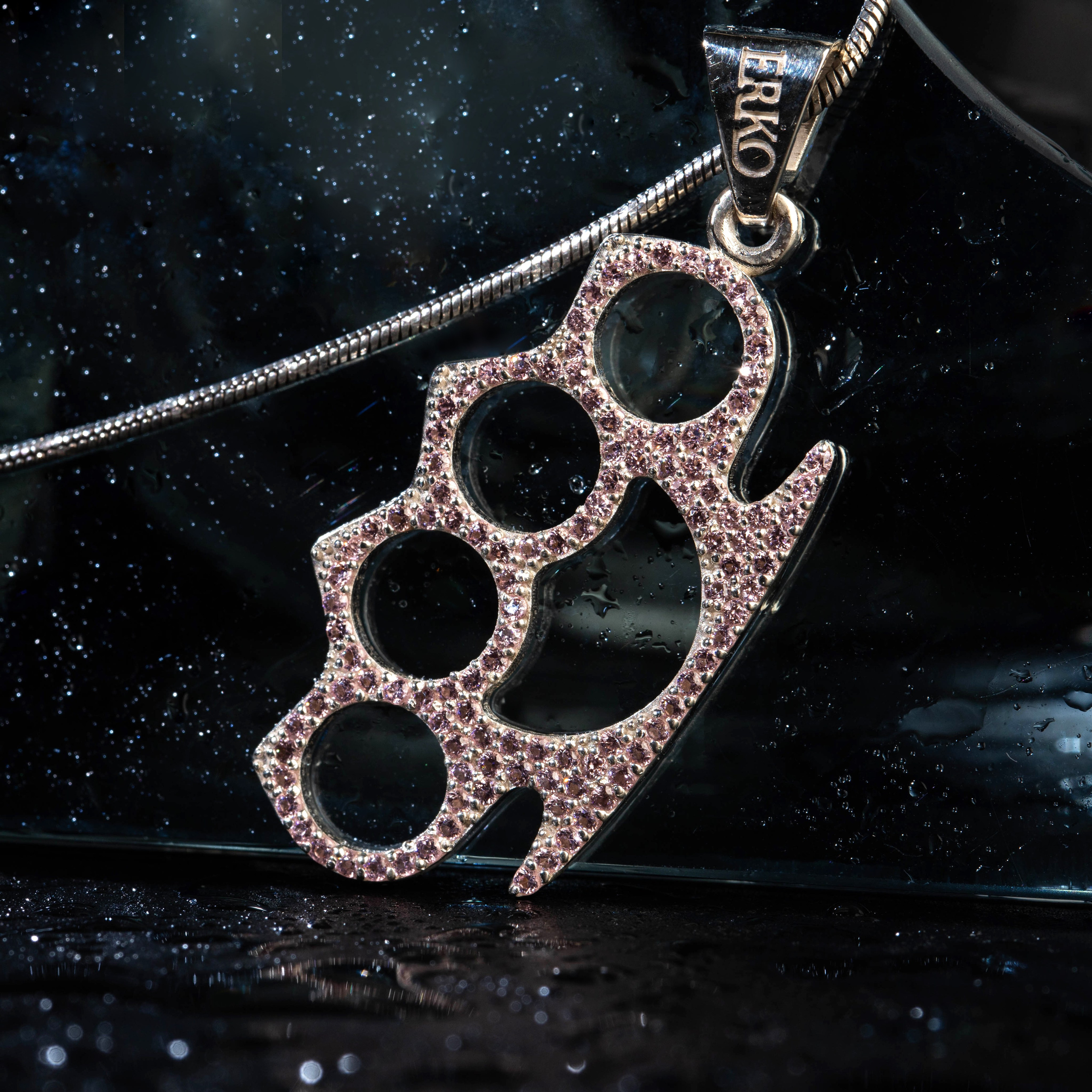 Ювелирные украшения. Предметный фотограф в Крыму Ольга Шестакова