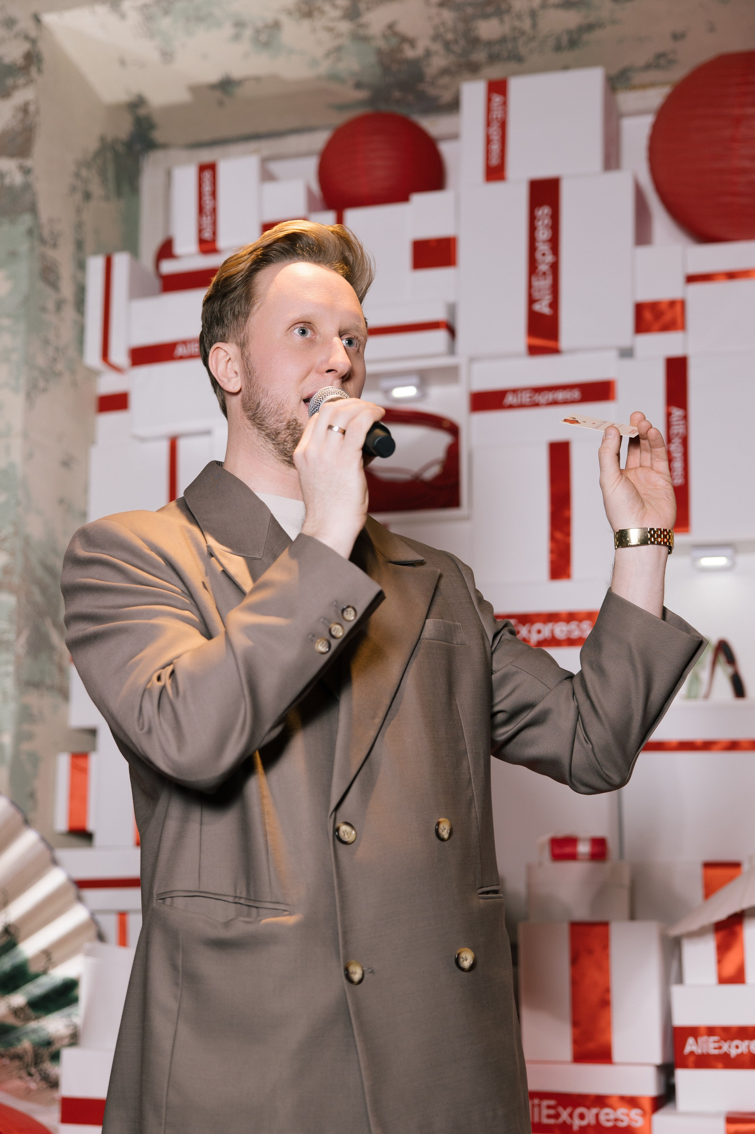 AliExpress / Китайский Новый год. Фотограф Юлия Назарова