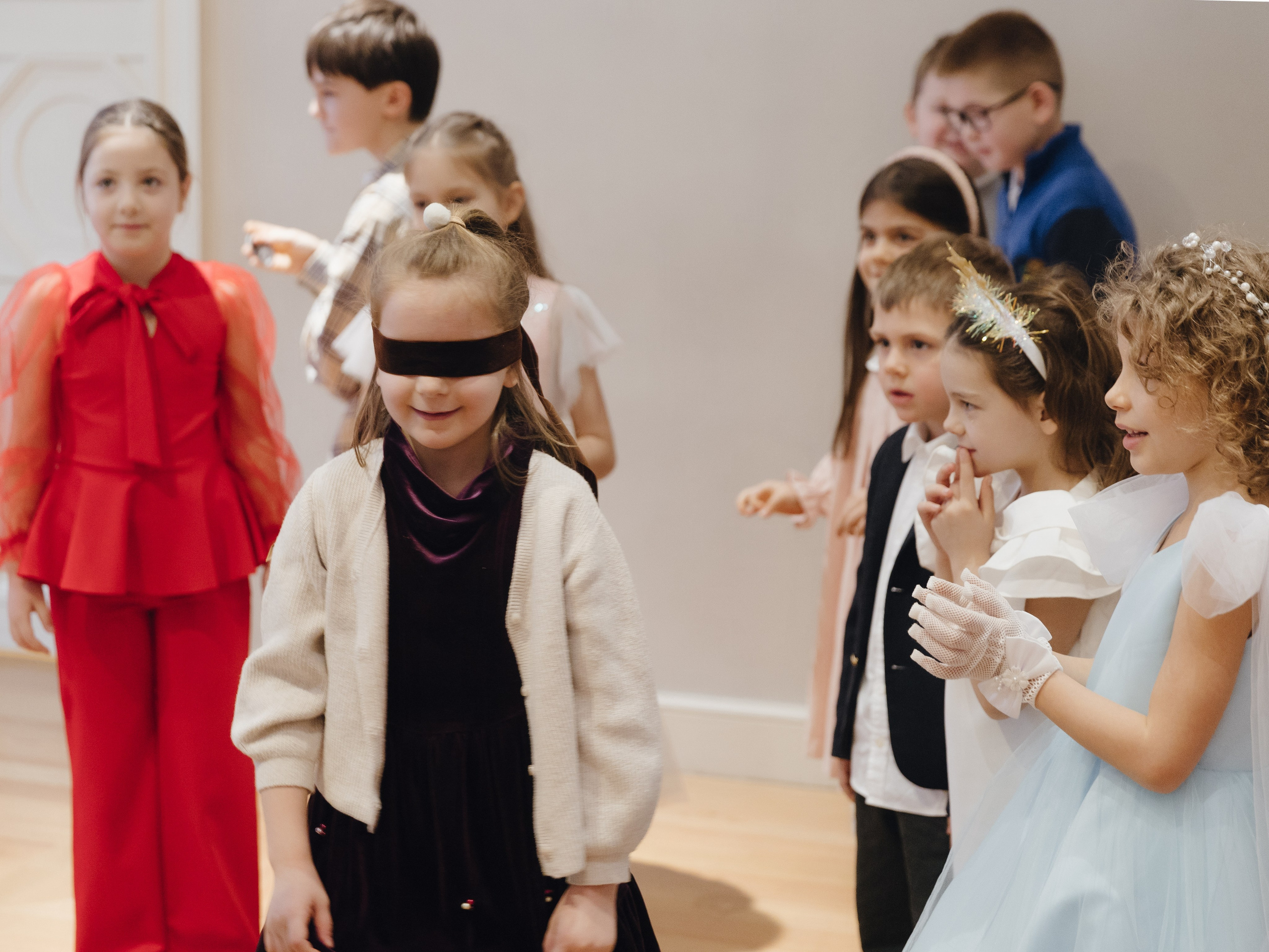 NUANCE — Ёлка. Destination wedding photographer Mary Korenchuk