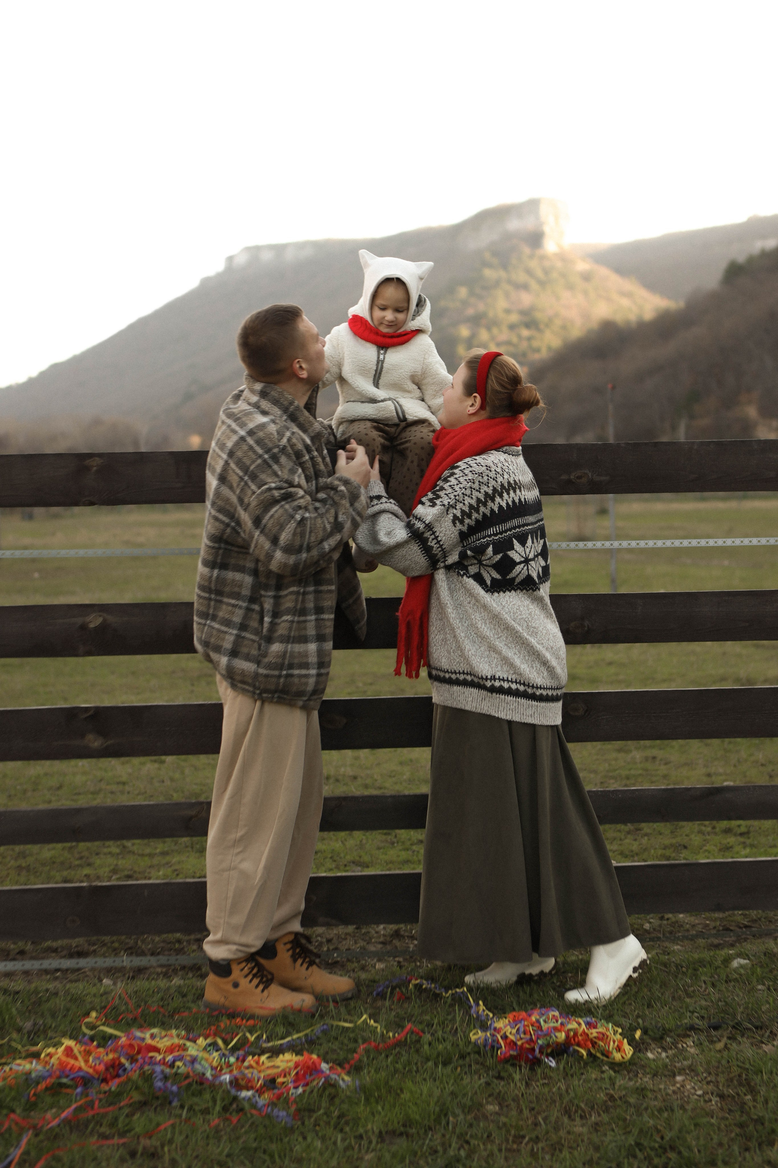 Чудесная девочка Майя и её родители. Фотограф в Крыму Богдана Захарчук