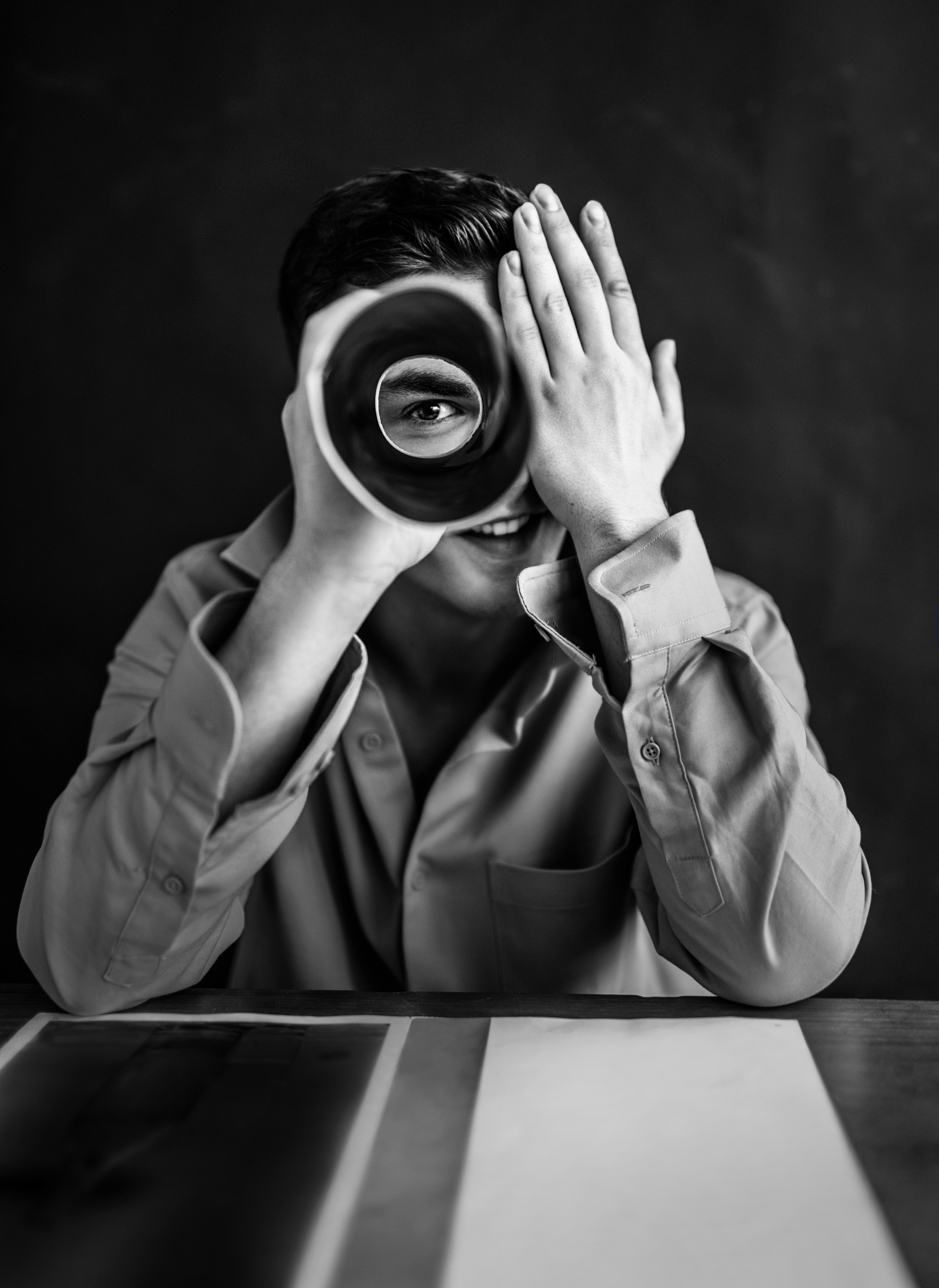 Креативный фотограф Москва, мужская черно-белая фотография.