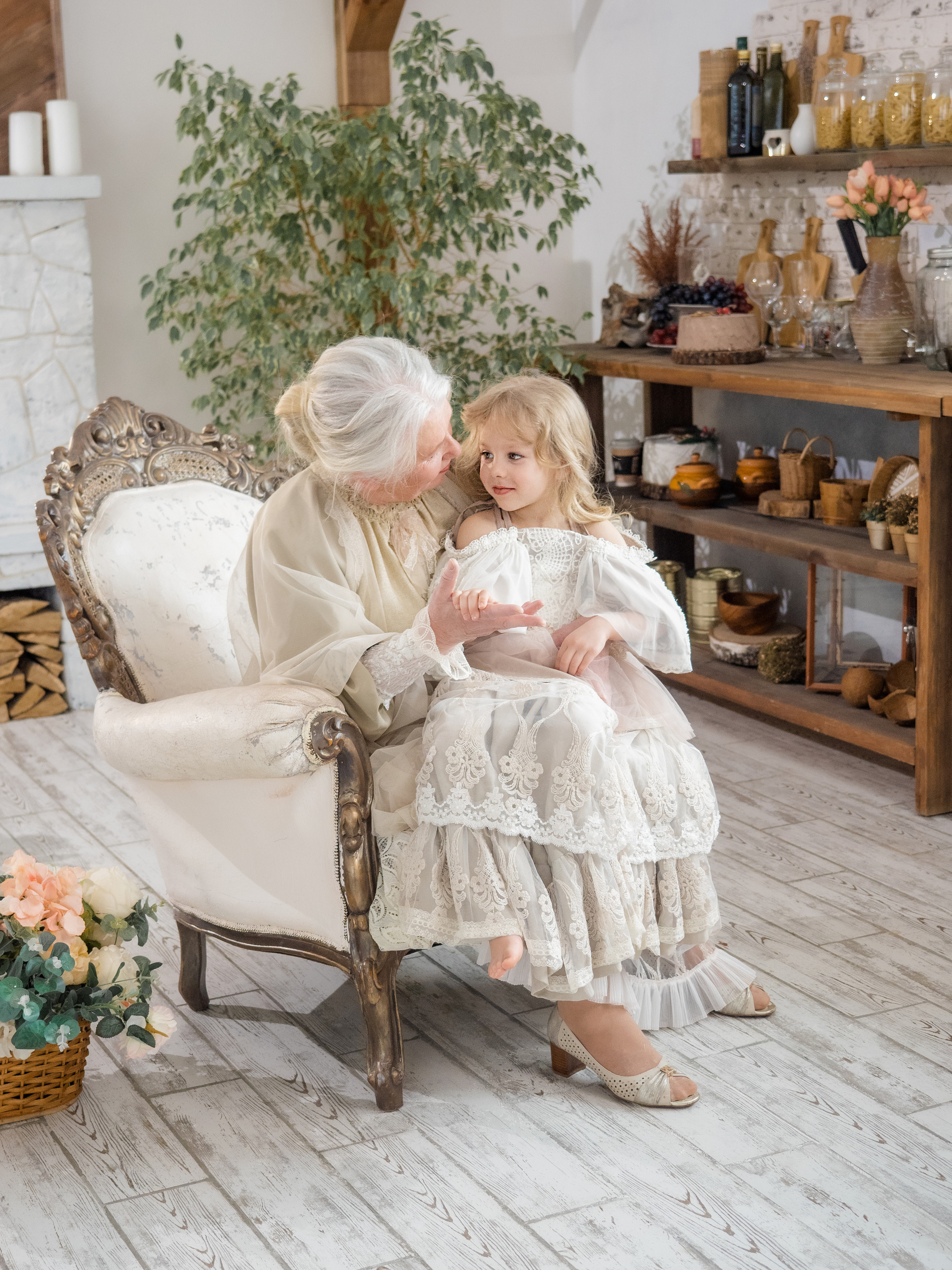 Бабушка и внучка. Свадебный и репортажный фотограф Элина Козырьянова