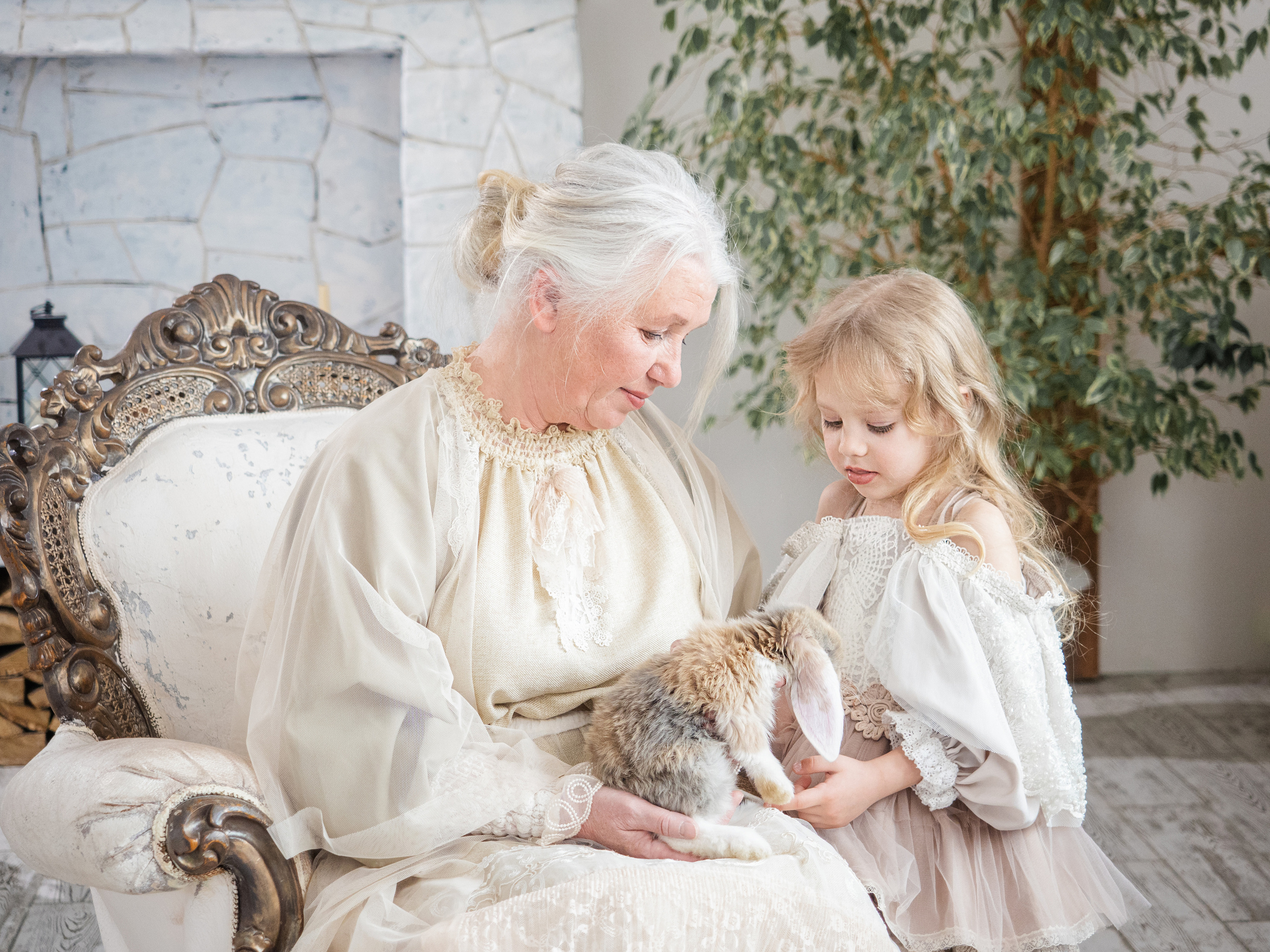 Бабушка и внучка. Свадебный и репортажный фотограф Элина Козырьянова