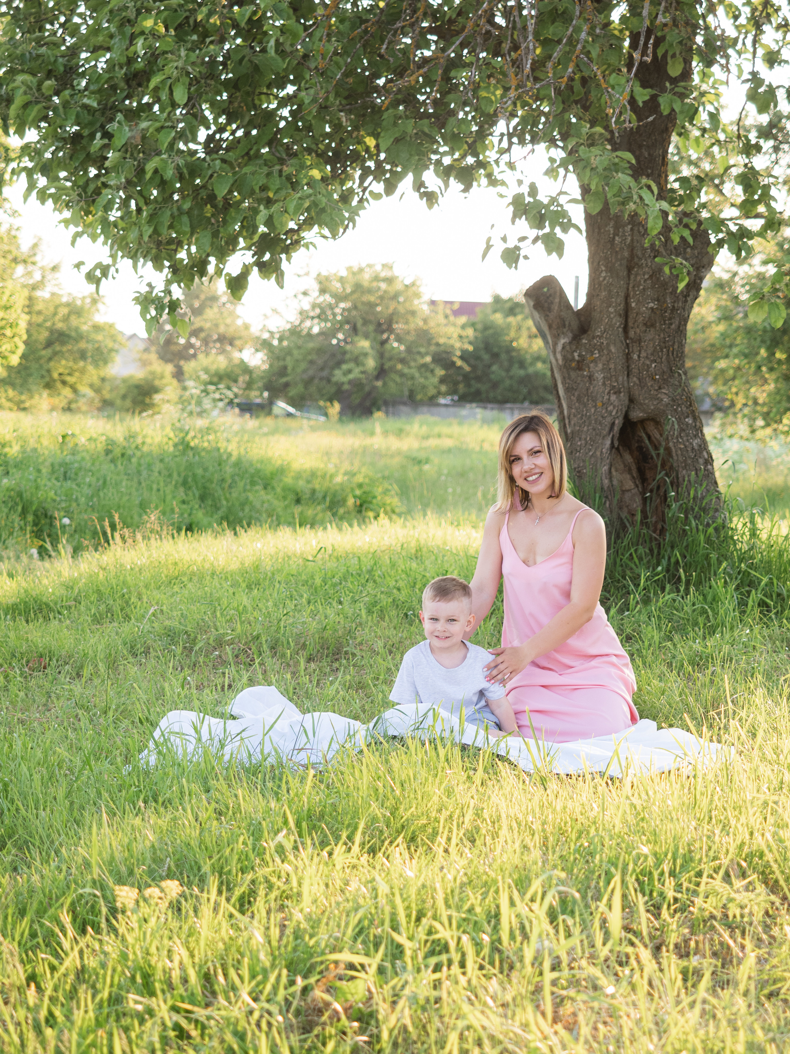 Алена с сыном. Свадебный и репортажный фотограф Элина Козырьянова