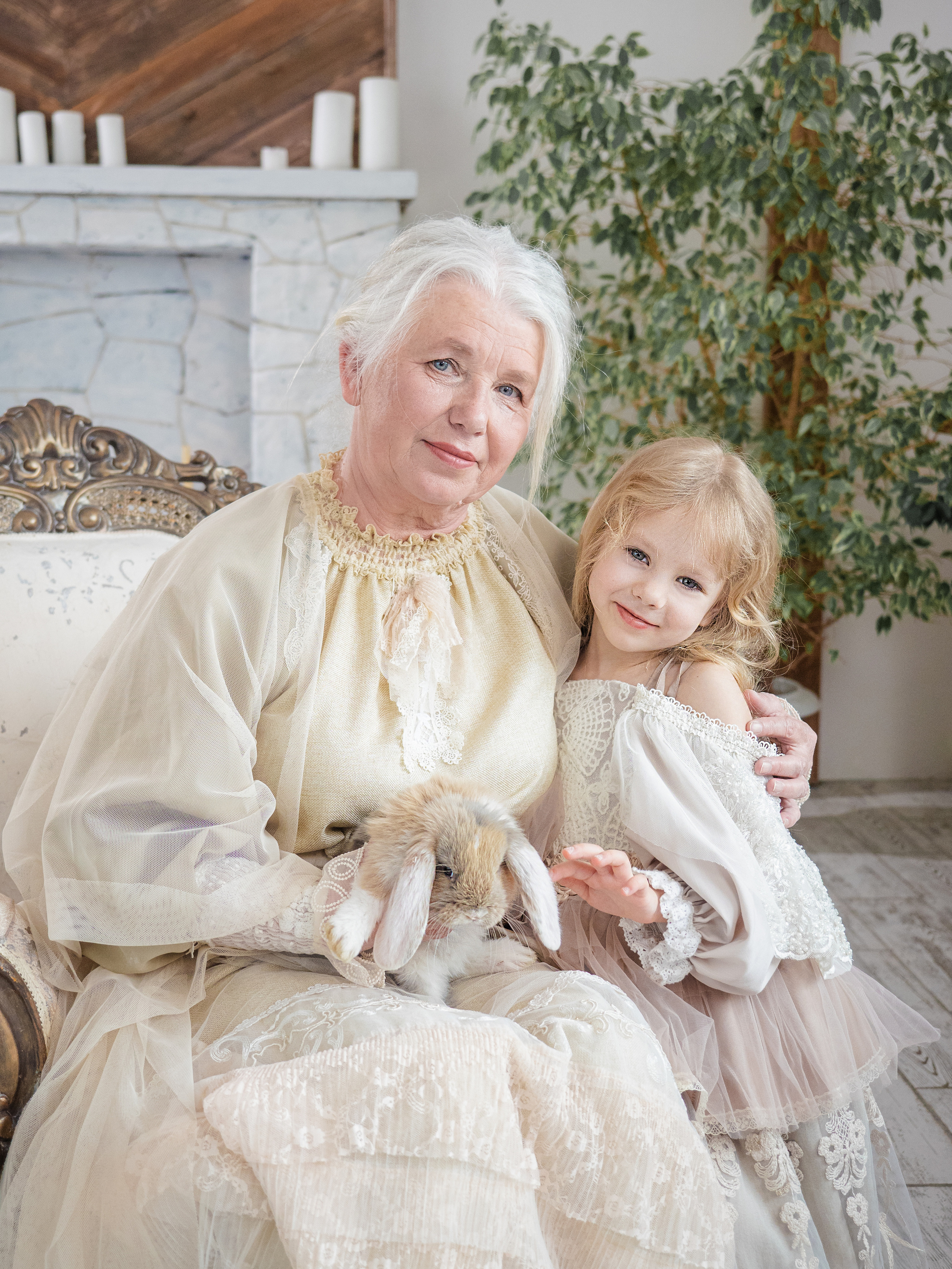 Бабушка и внучка. Свадебный и репортажный фотограф Элина Козырьянова