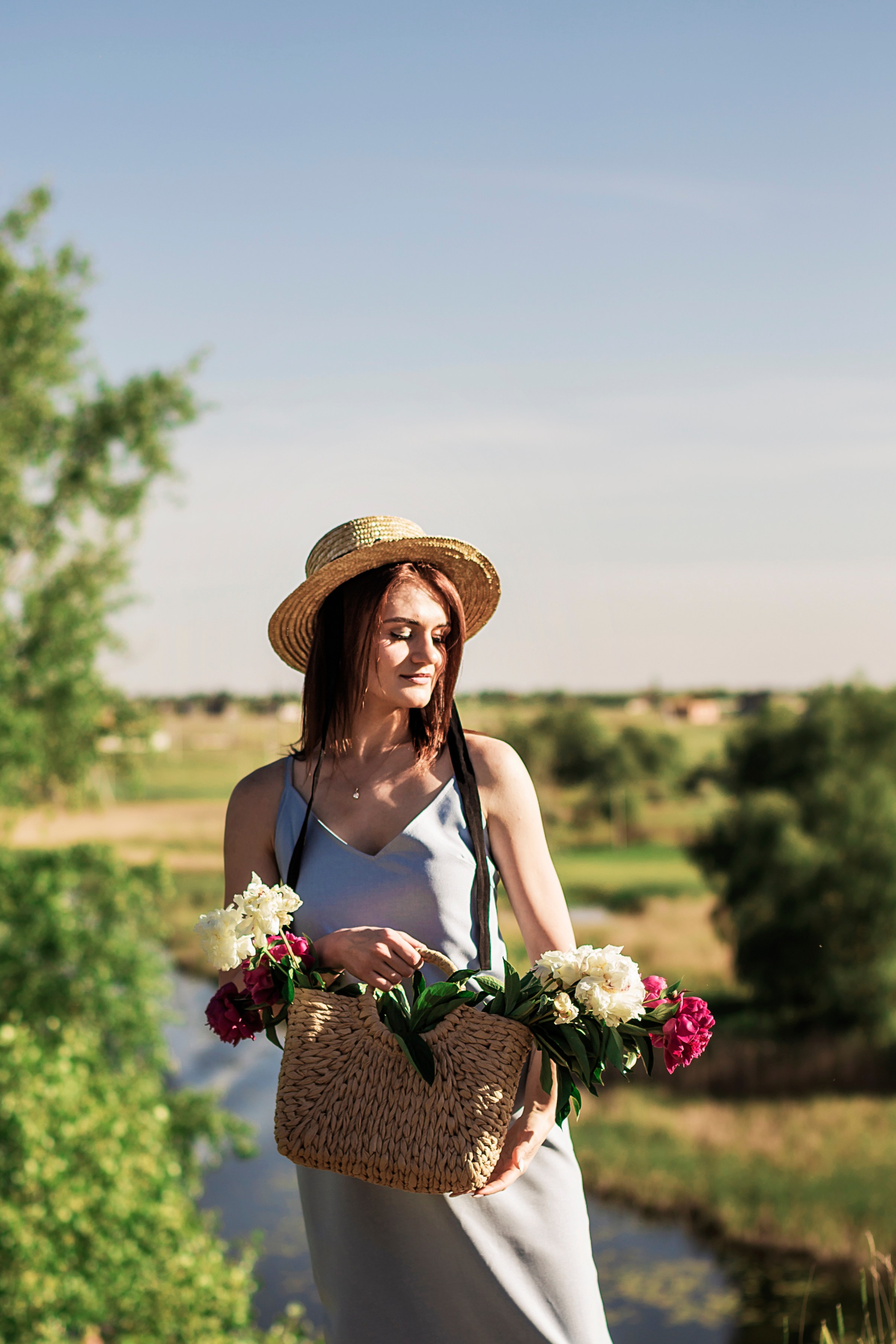 Фотосессия с пионами. Семейный фотограф в Саратове
