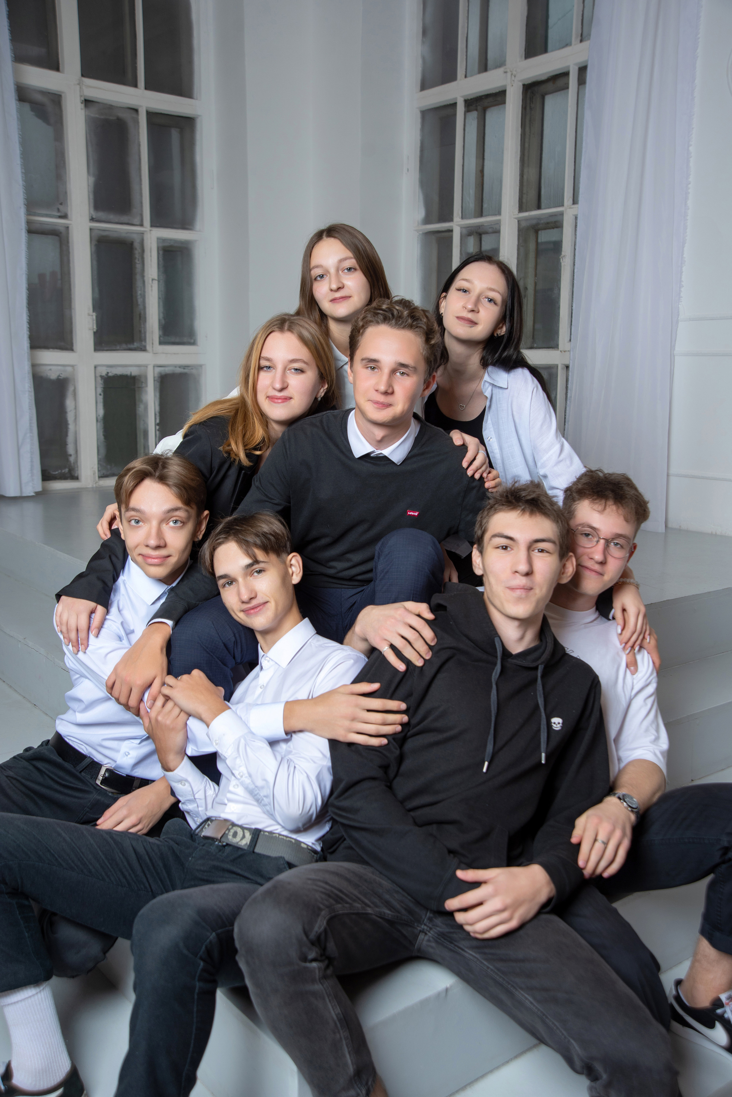 Студия выпускных альбомов «Твой альбом»