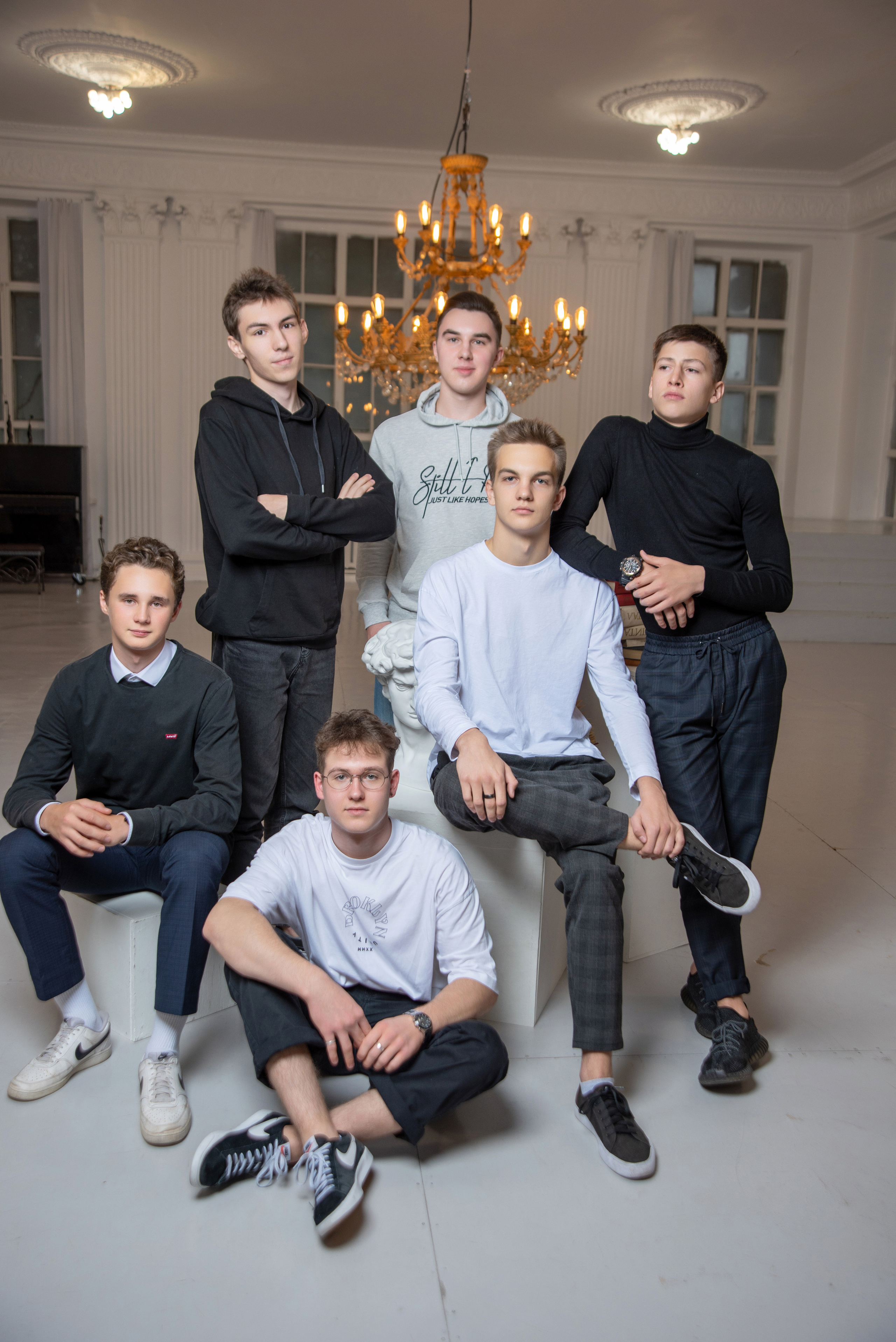 Студия выпускных альбомов «Твой альбом»