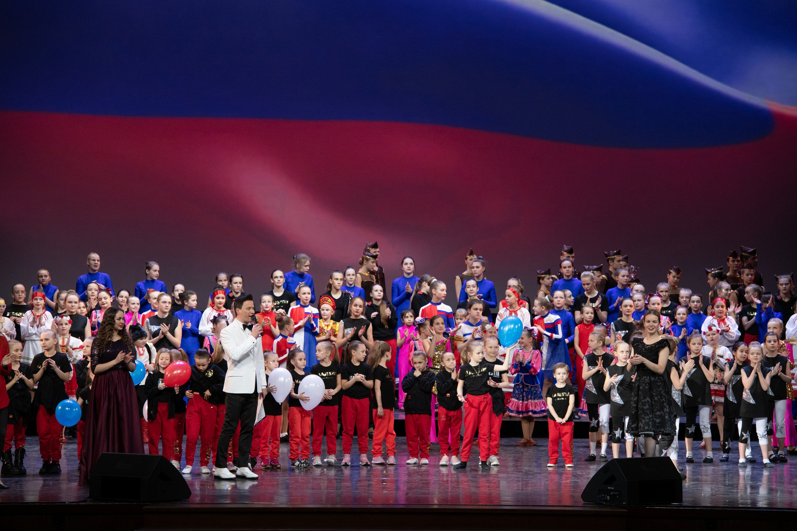 2 февраля, концерт Таланты России, Кремлевский Дворец. Золотое яблочко