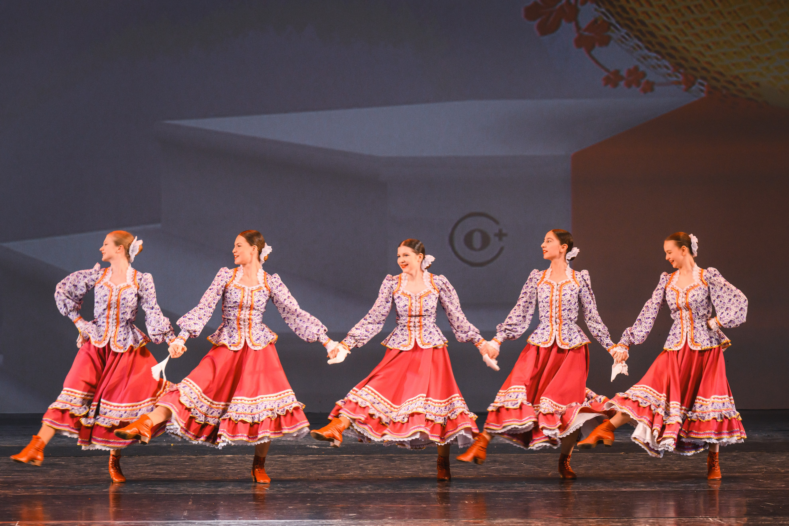 23 апреля, часть 1, БКЗ Октябрьский, г. Санкт-Петербург. Золотое яблочко