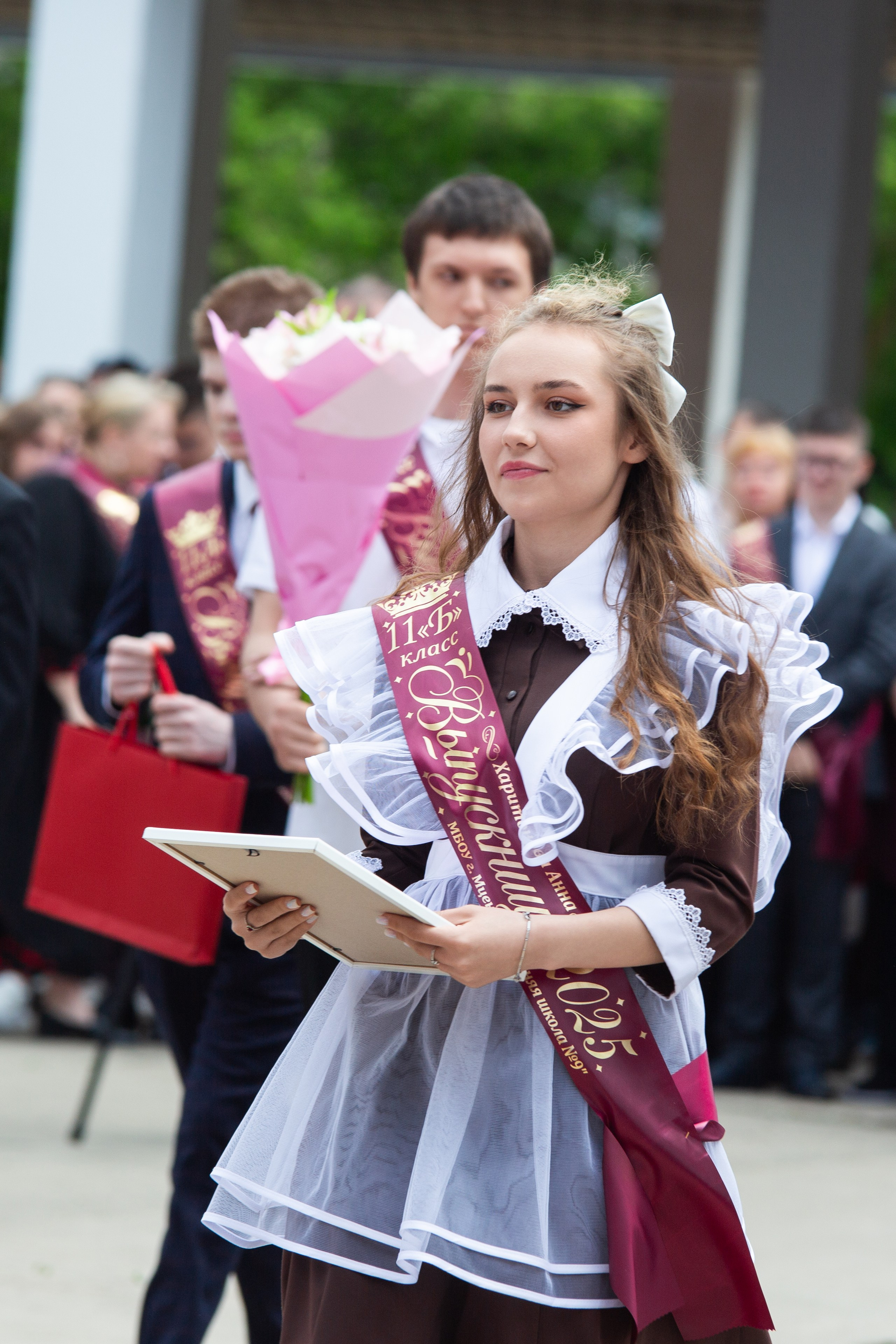 ПОСЛЕДНИЙ ЗВОНОК 2025 9 ШКОЛА. ТВОЙ АЛЬБОМ / ТВОИ ПРАВИЛА