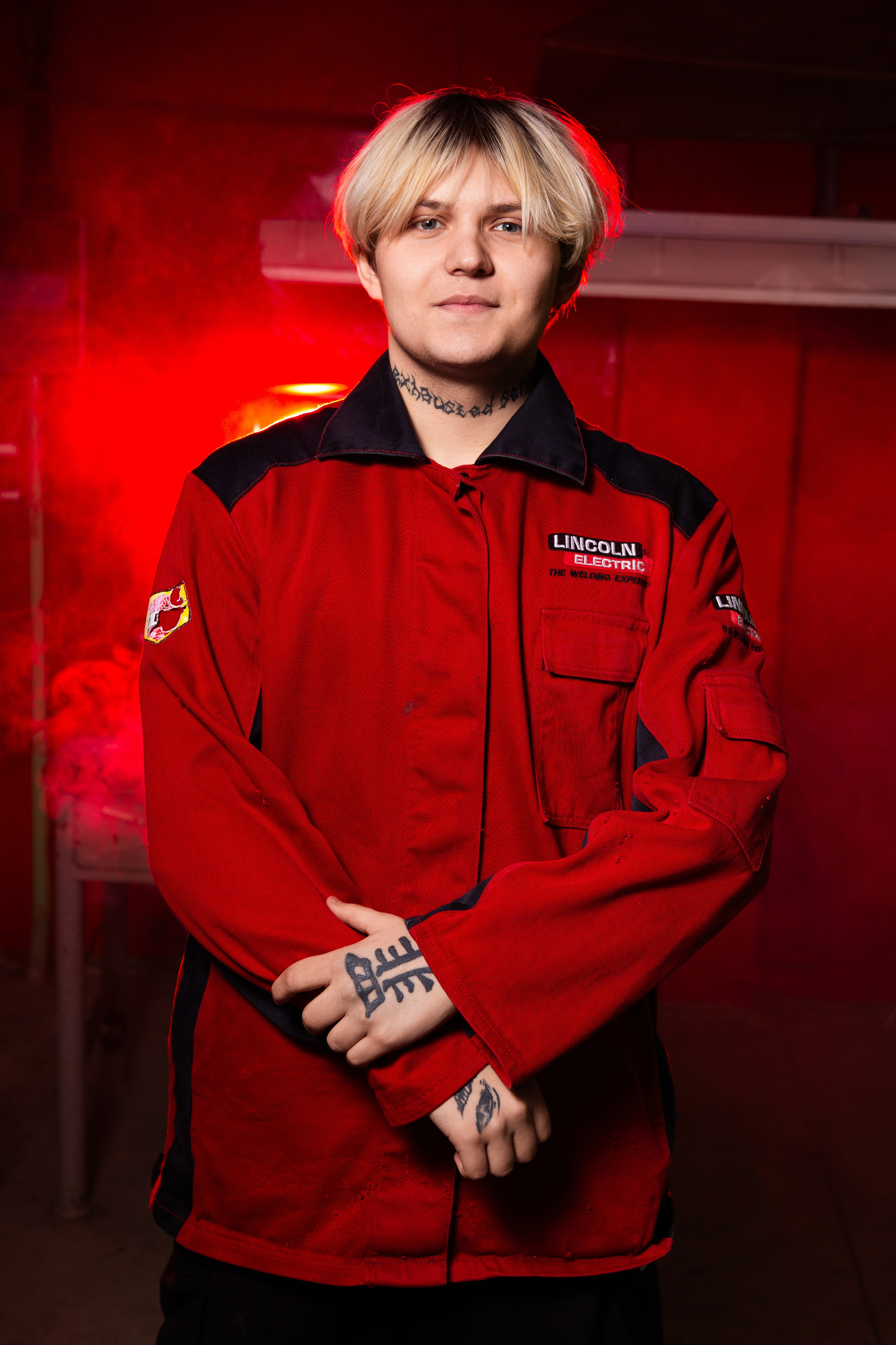 Портретная Фотосессия в Цеху для Выпускников Сварщиков | Твой Альбом Мценск. ТВОЙ АЛЬБОМ / ТВОИ ПРАВИЛА