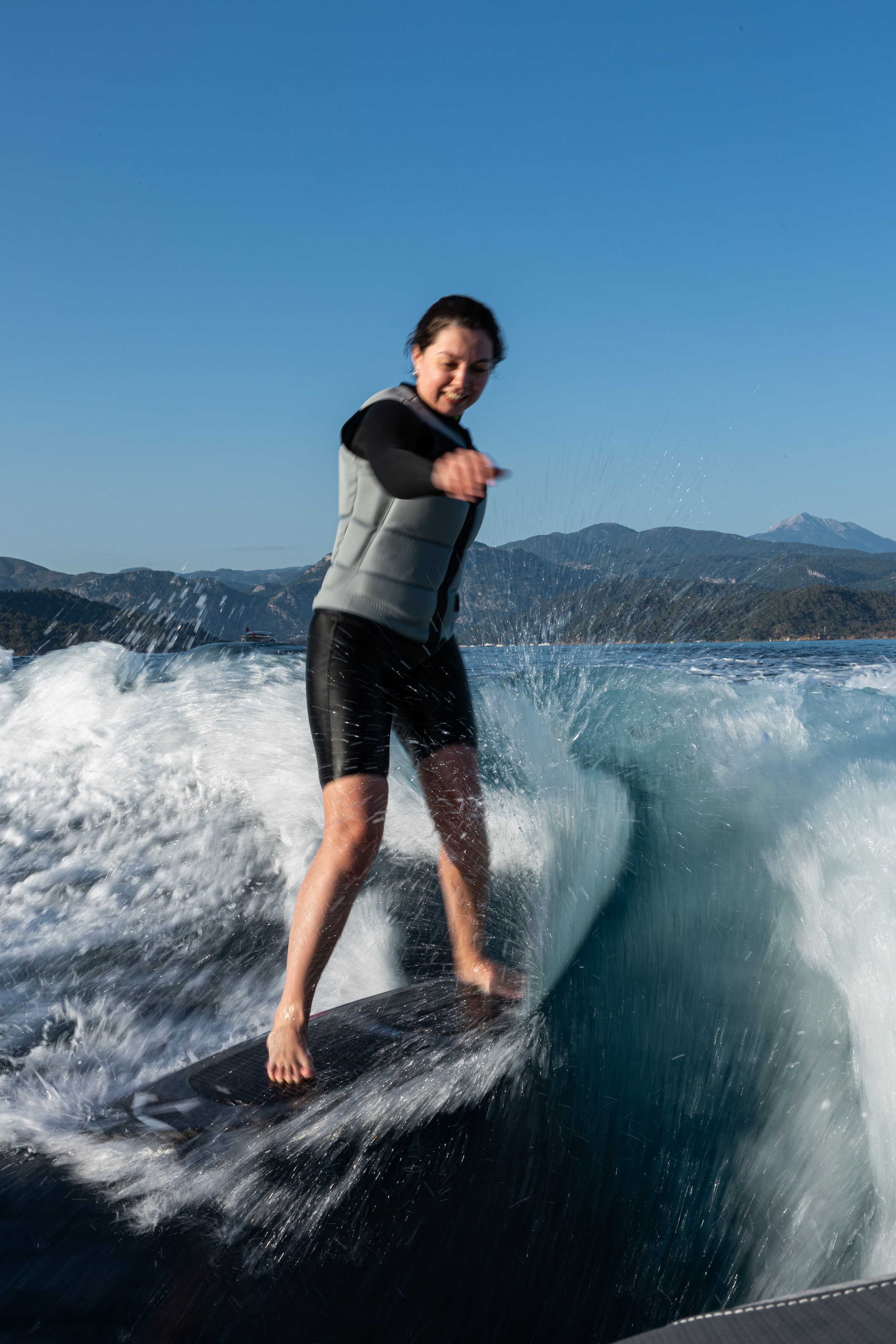 Wake Surfing. Лайфстайл Фотограф и Профессиональный Водный Фотограф в Москве