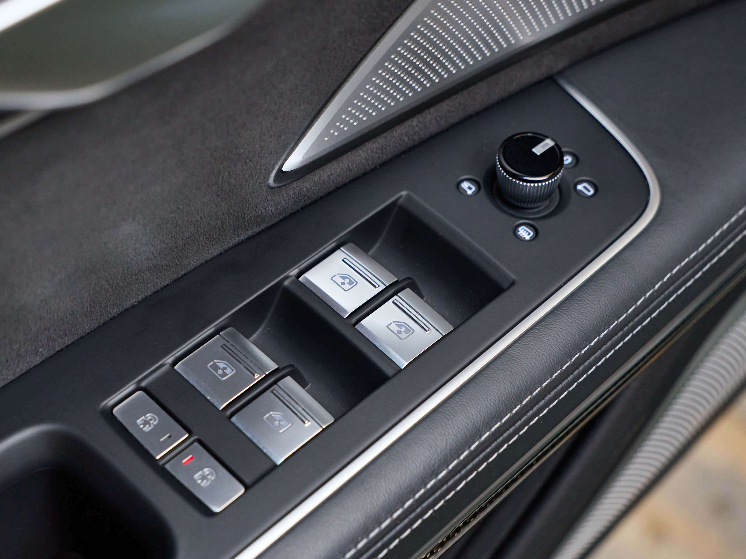 Audi S8. IDeAI studio