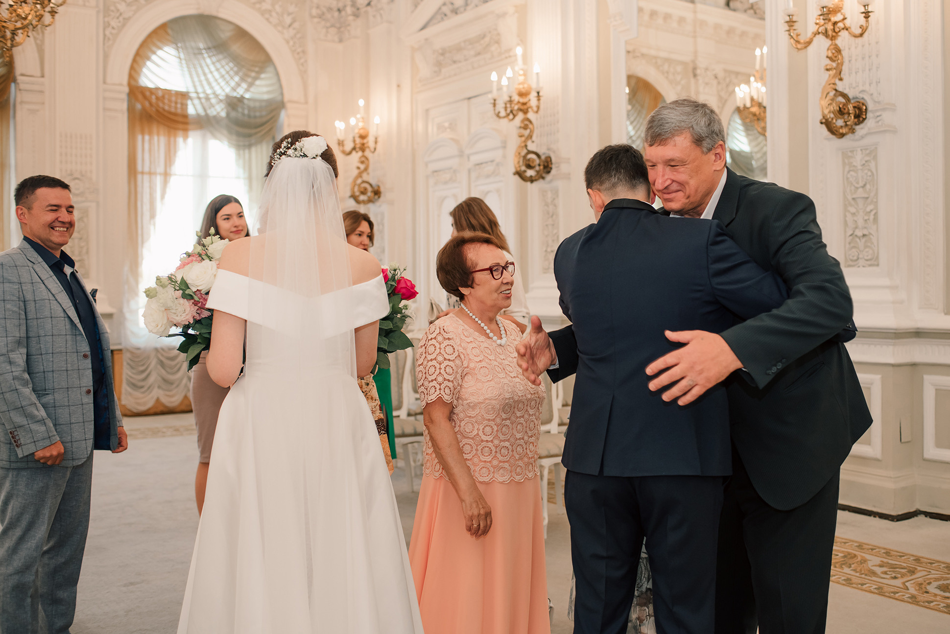 Ксения и Павел. Летний сад. Семейный и Свадебный фотограф. Санкт-Петербург. Пушкин