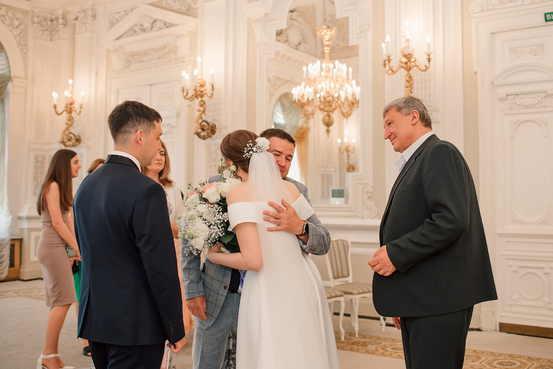 Ксения и Павел. Летний сад. Семейный и Свадебный фотограф. Санкт-Петербург. Пушкин