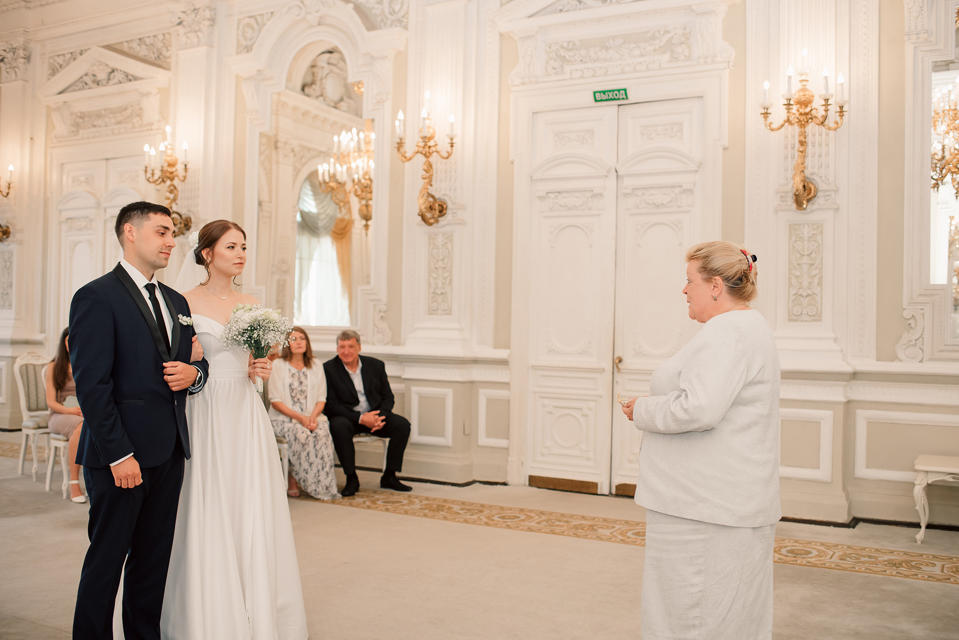 Ксения и Павел. Летний сад. Семейный и Свадебный фотограф. Санкт-Петербург. Пушкин