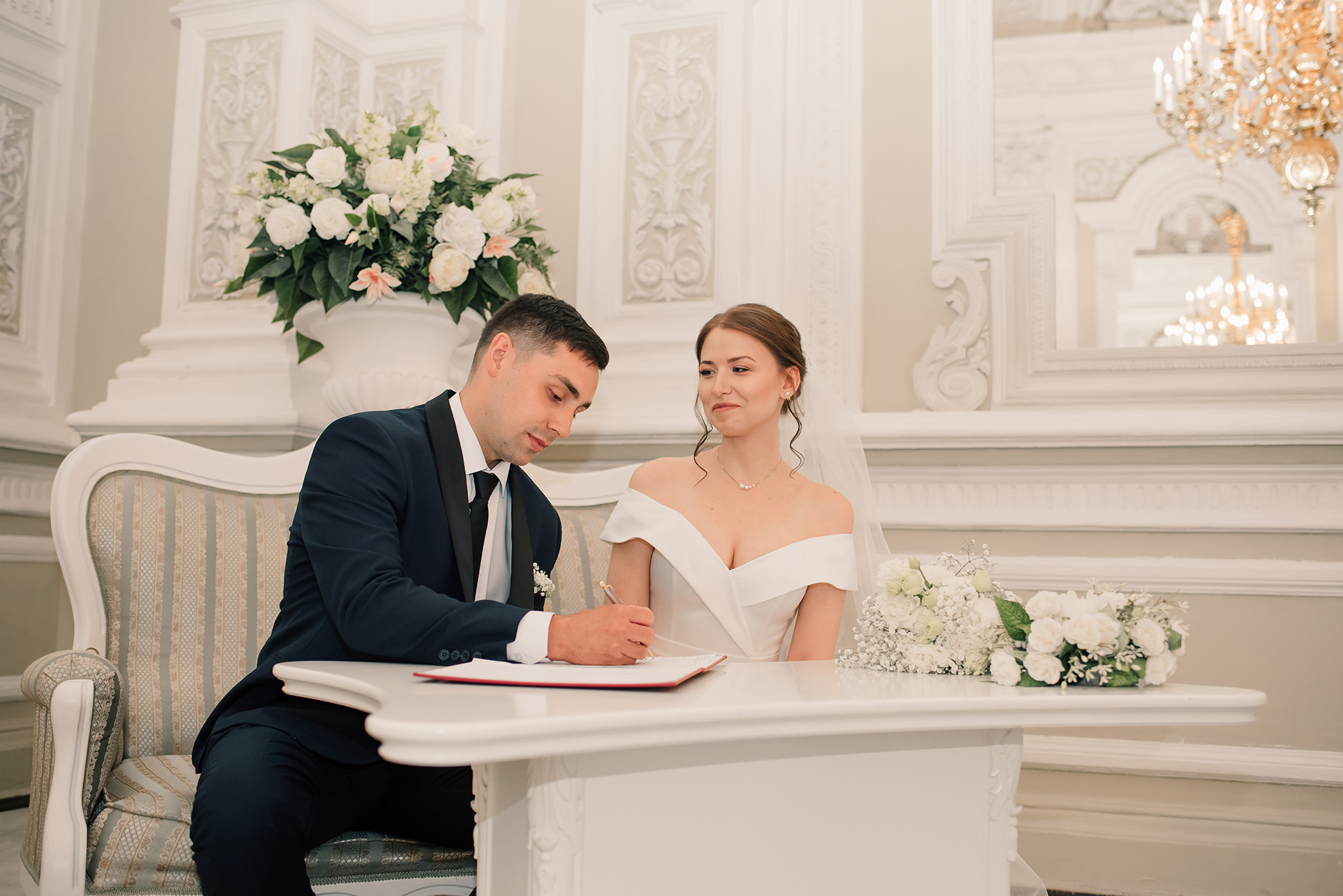 Ксения и Павел. Летний сад. Семейный и Свадебный фотограф. Санкт-Петербург. Пушкин