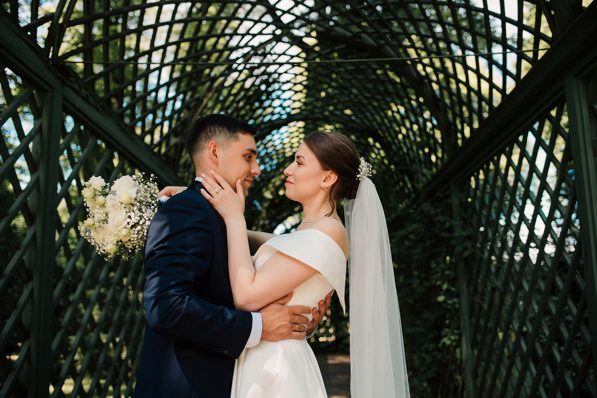 Ксения и Павел. Летний сад. Семейный и Свадебный фотограф. Санкт-Петербург. Пушкин