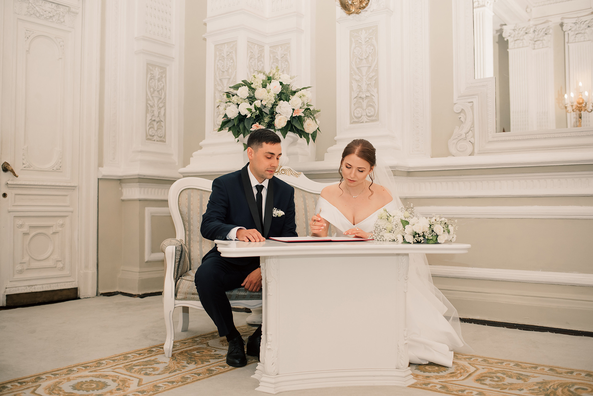 Ксения и Павел. Летний сад. Семейный и Свадебный фотограф. Санкт-Петербург. Пушкин