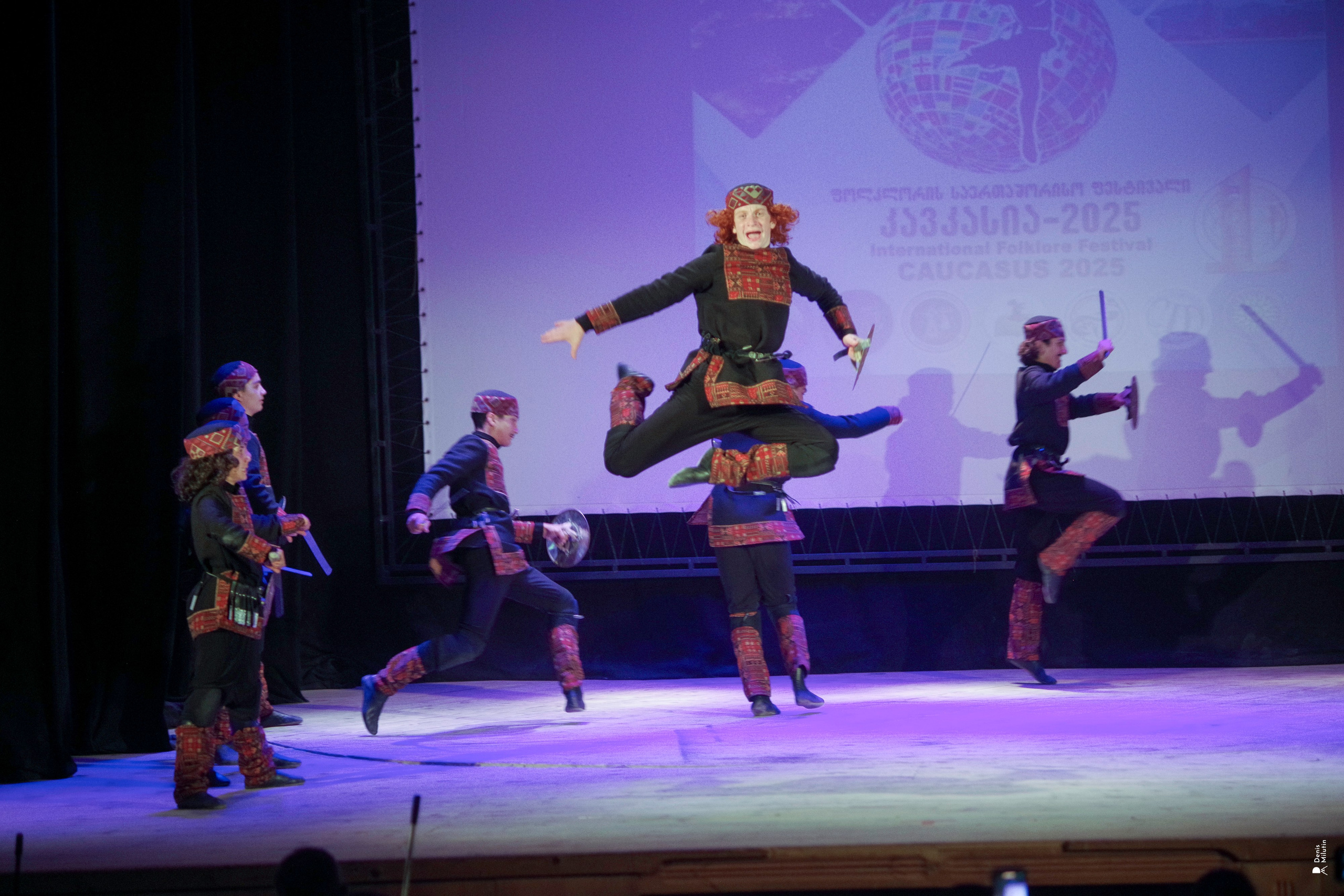 Танцы в прекрасном Они. Портретный фотограф Денис Милютин