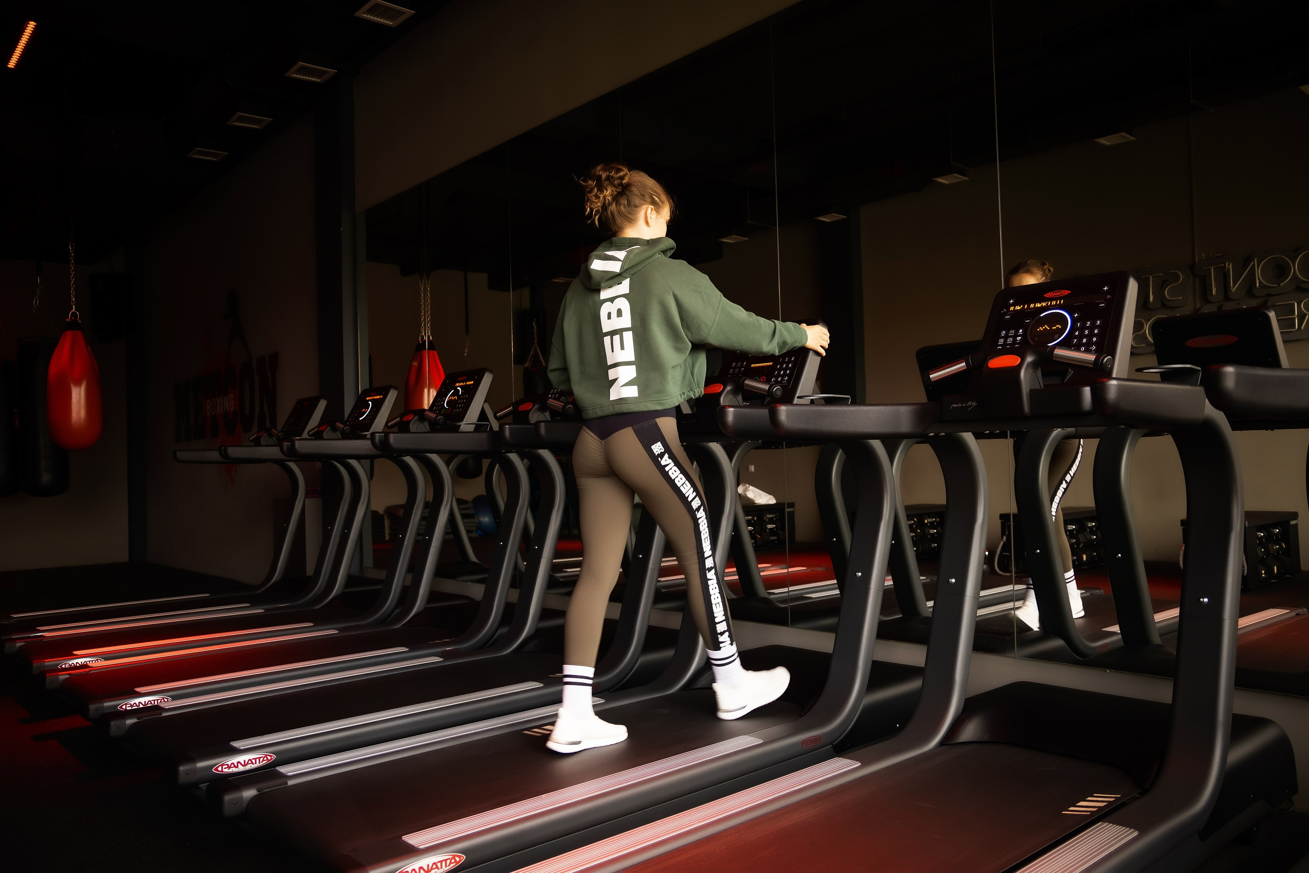 Фотосессия в Спорт зале. Семейный и Свадебный фотограф в Астане Александр Астапов