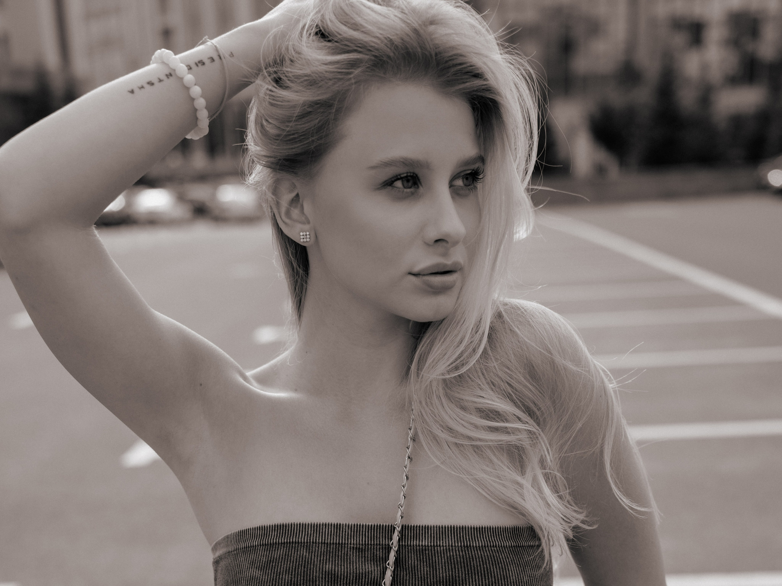 Профессиональная уличная стрит съемка в городе и парках в Казани. Портретный и семейный фотограф в Казани Евгения Шипилова